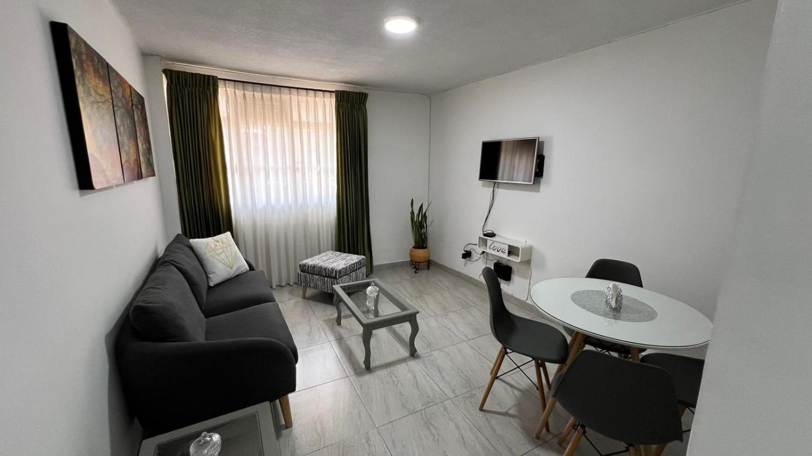 Apartamento moderno y central Excelente ubicacion
