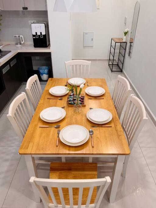 Unblocked Sea & City Views FOC Netflix Access and Youtube Premium 3Beds3Bath 6-11pax