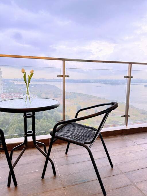 Unblocked Sea & City Views FOC Netflix Access and Youtube Premium 3Beds3Bath 6-11pax