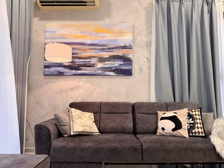 Unblocked Sea & City Views FOC Netflix Access and Youtube Premium 3Beds3Bath 6-11pax