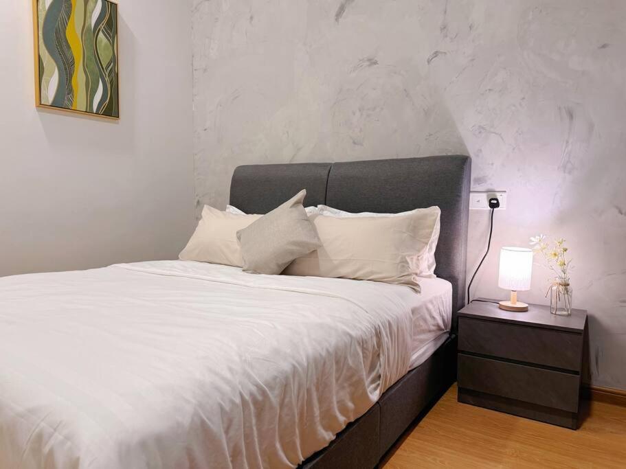Unblocked Sea & City Views FOC Netflix Access and Youtube Premium 3Beds3Bath 6-11pax