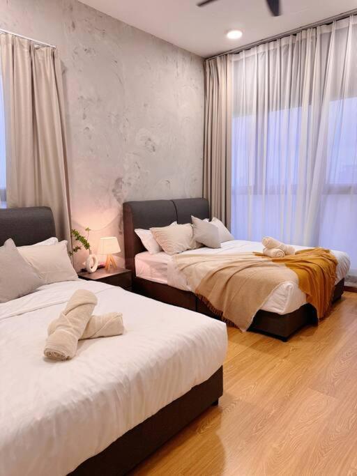 Unblocked Sea & City Views FOC Netflix Access and Youtube Premium 3Beds3Bath 6-11pax