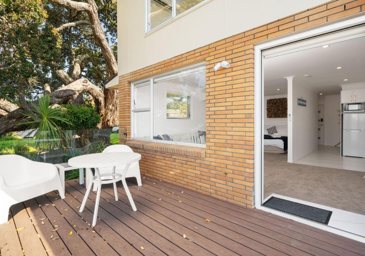 Harbour View Motel and Waterfront Apartments