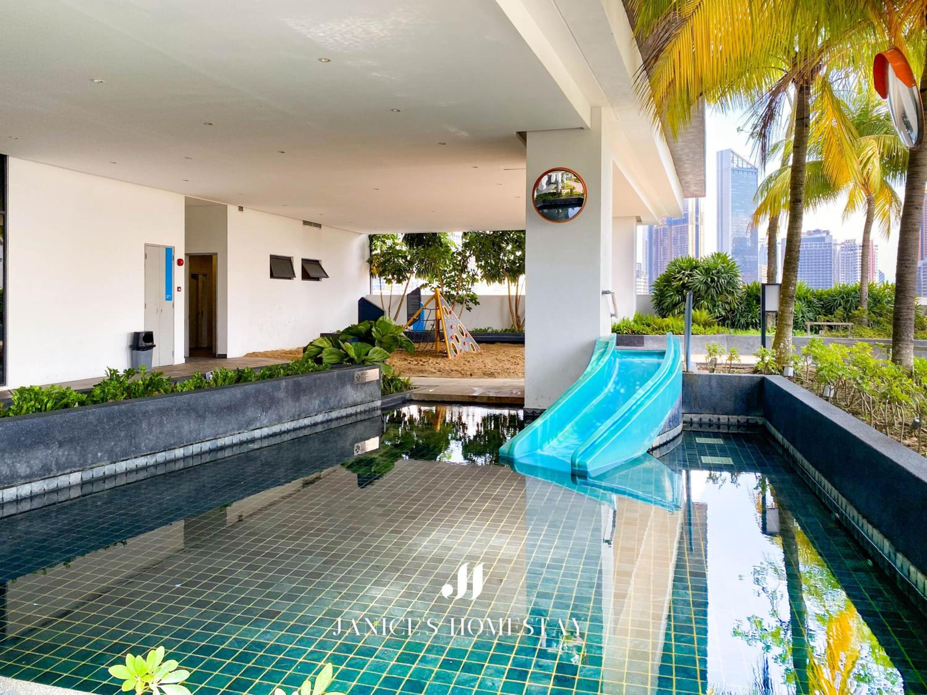 Continew Residence by Janice's Homestay