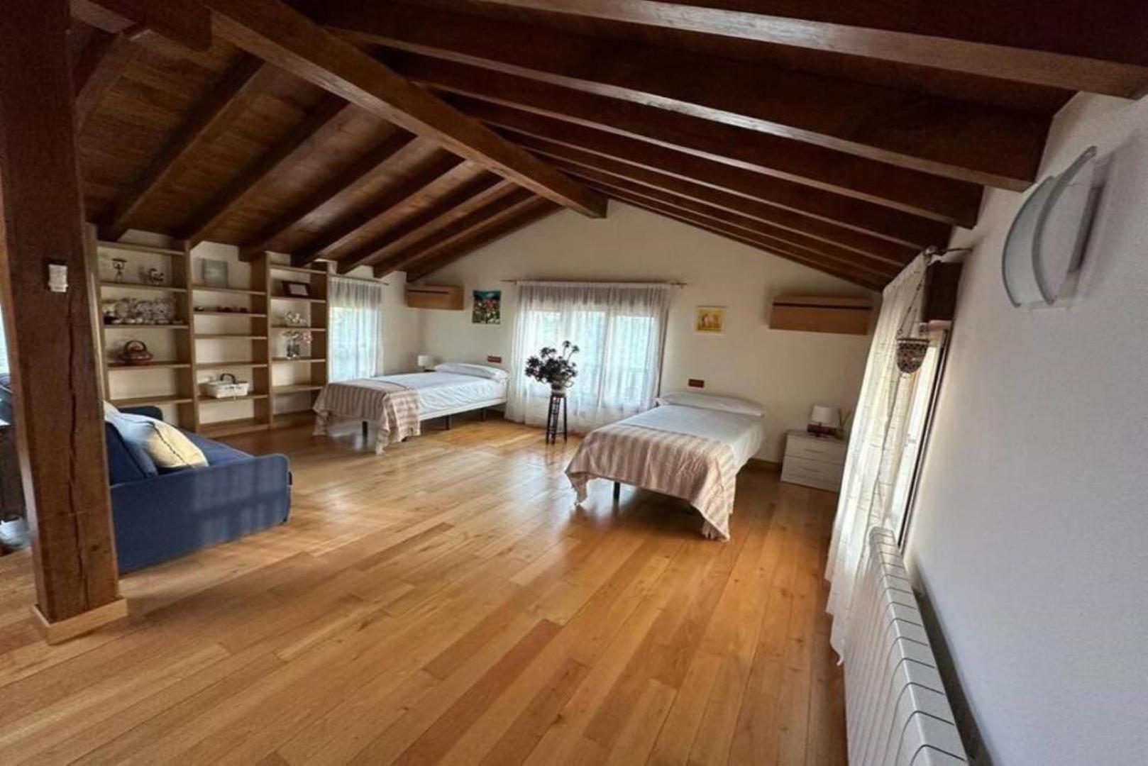 Casa con jacuzzi