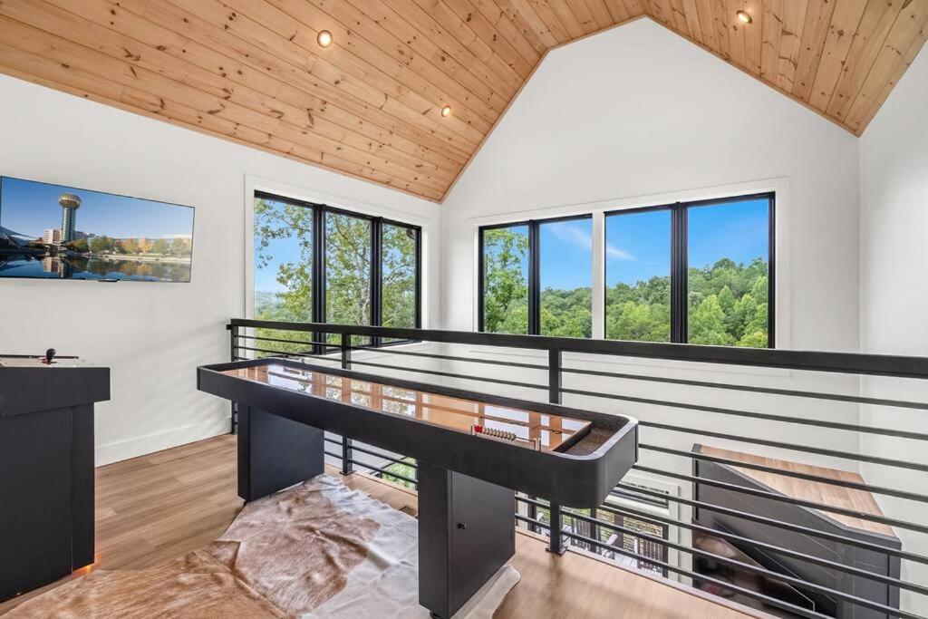 Modern Alpine Retreat