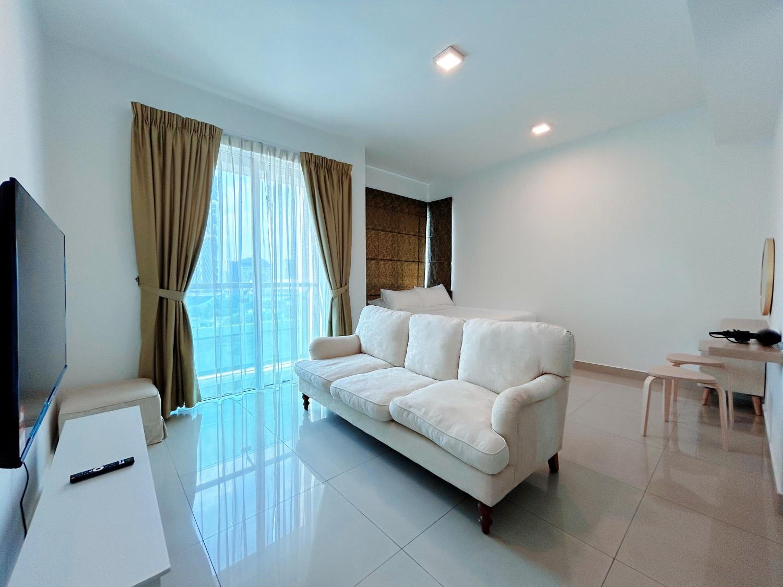 Solaris Dutamas by Manhattan Group