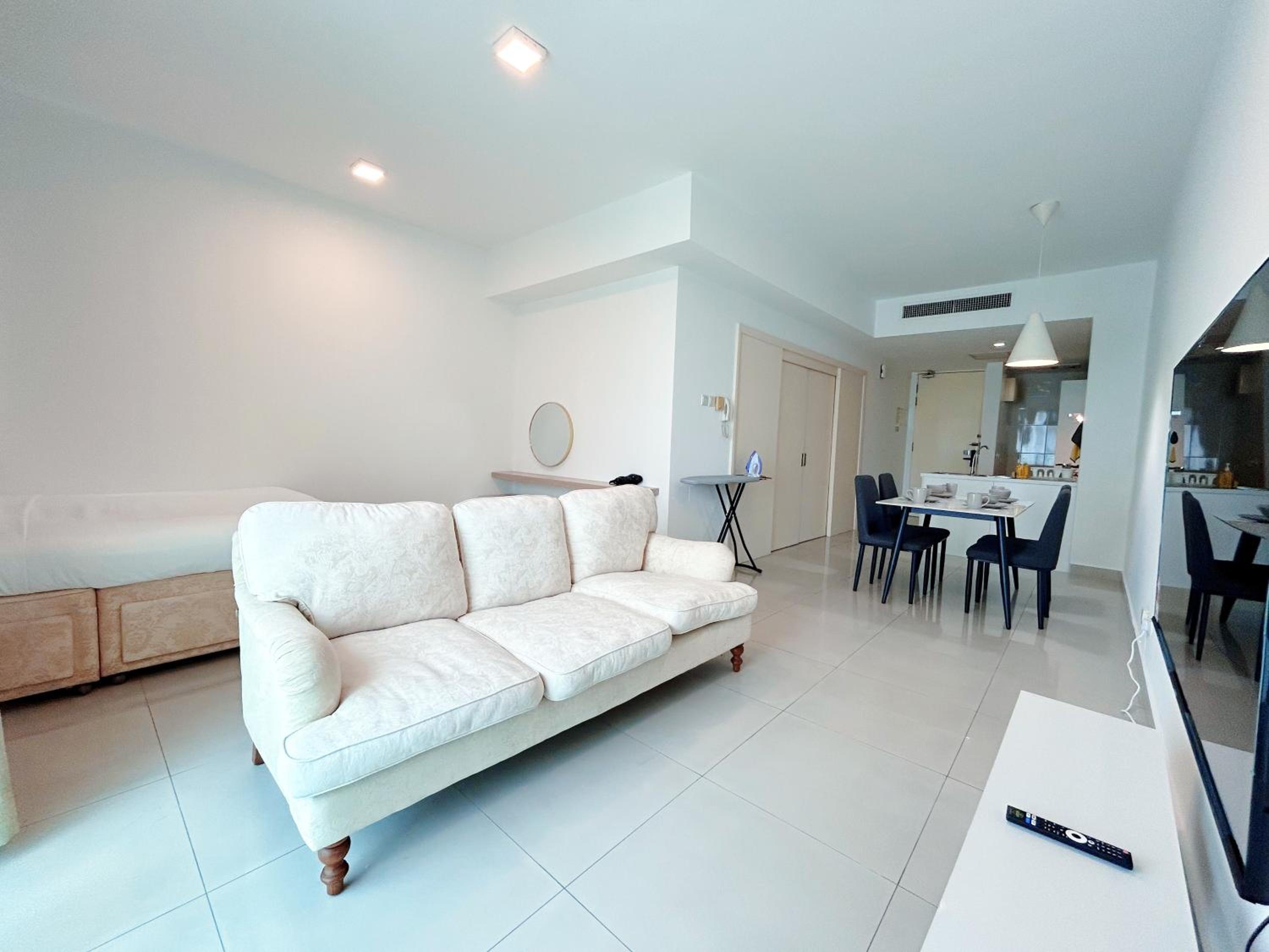 Solaris Dutamas by Manhattan Group