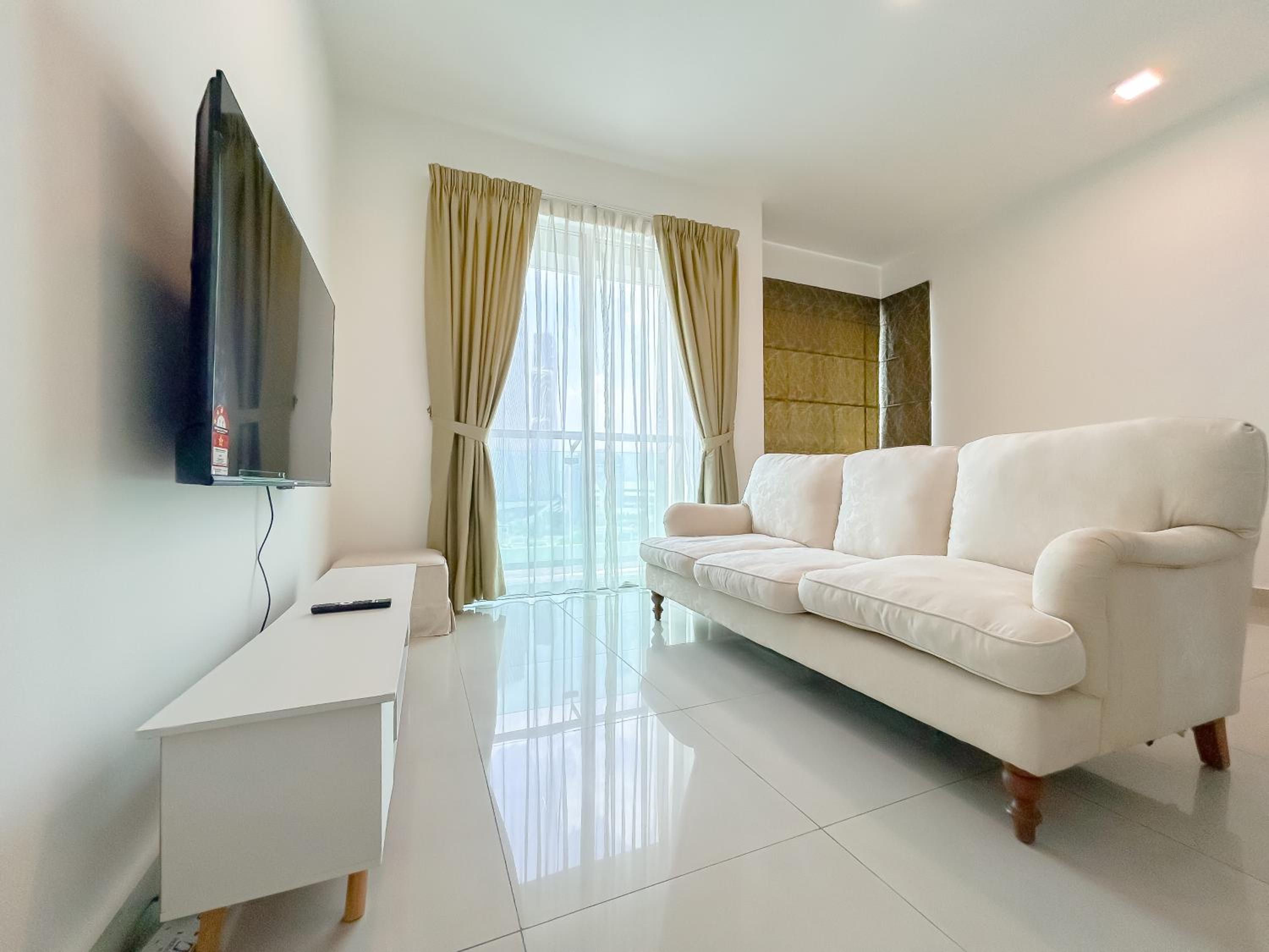 Solaris Dutamas by Manhattan Group