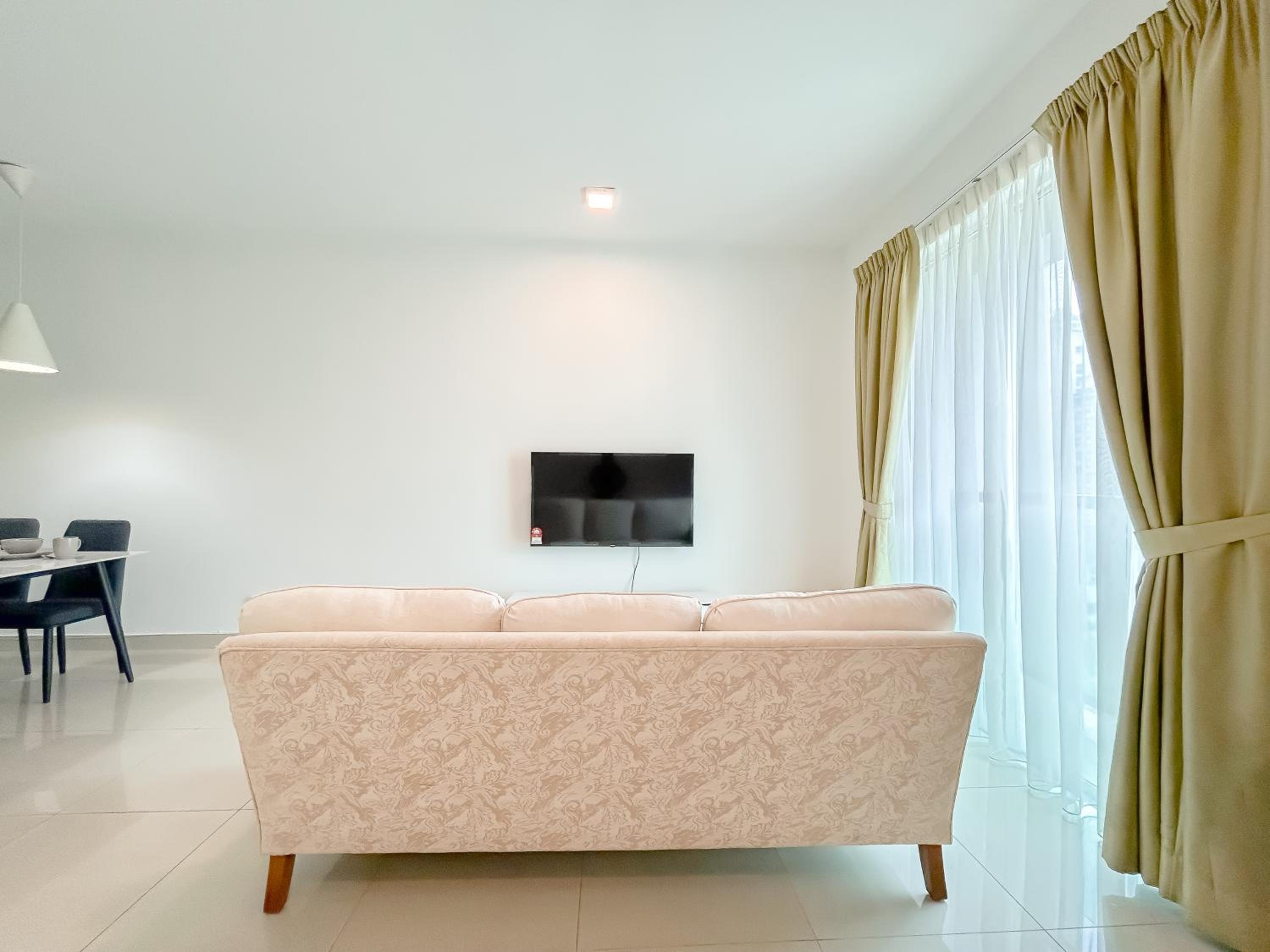 Solaris Dutamas by Manhattan Group