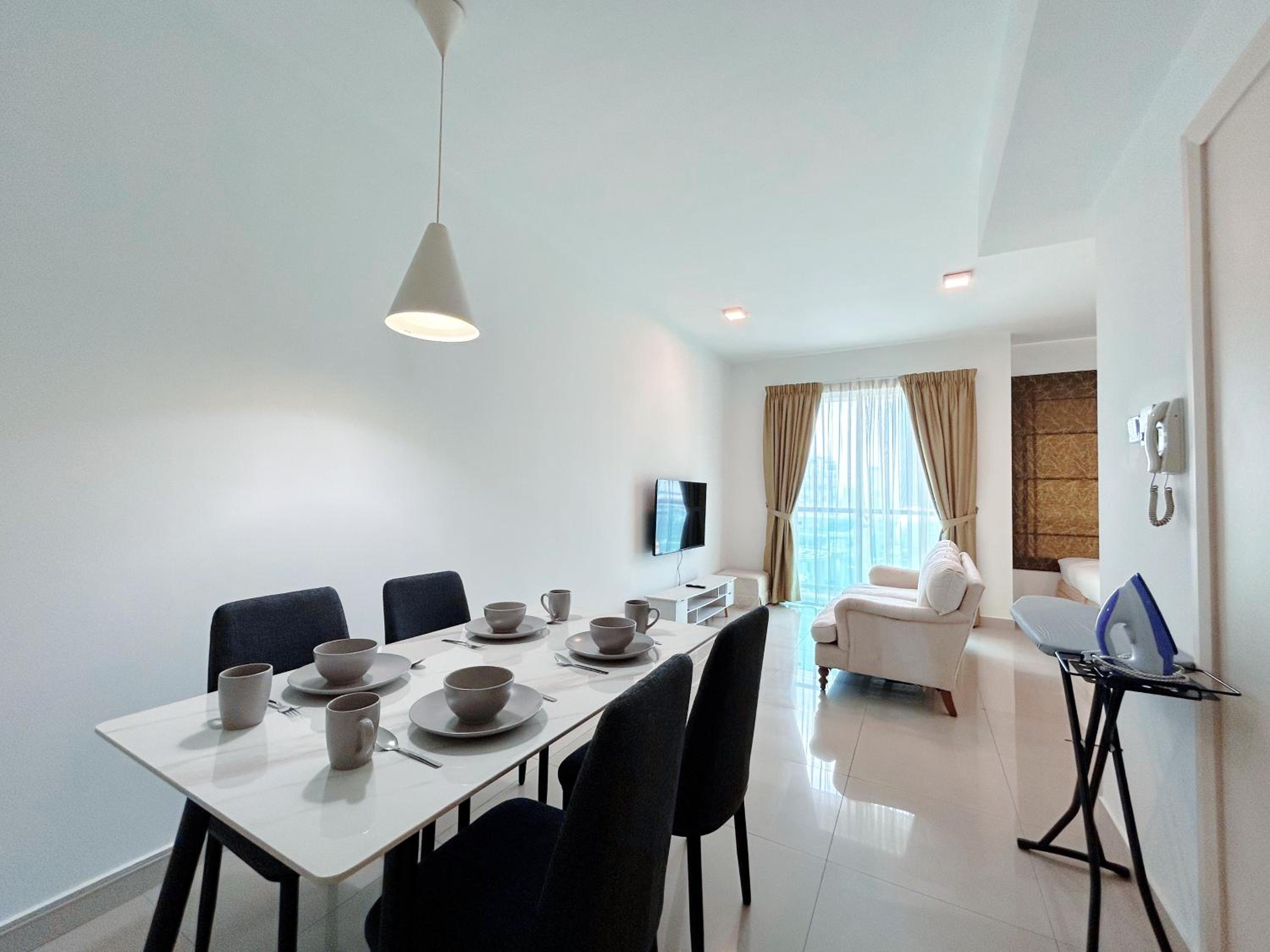 Solaris Dutamas by Manhattan Group