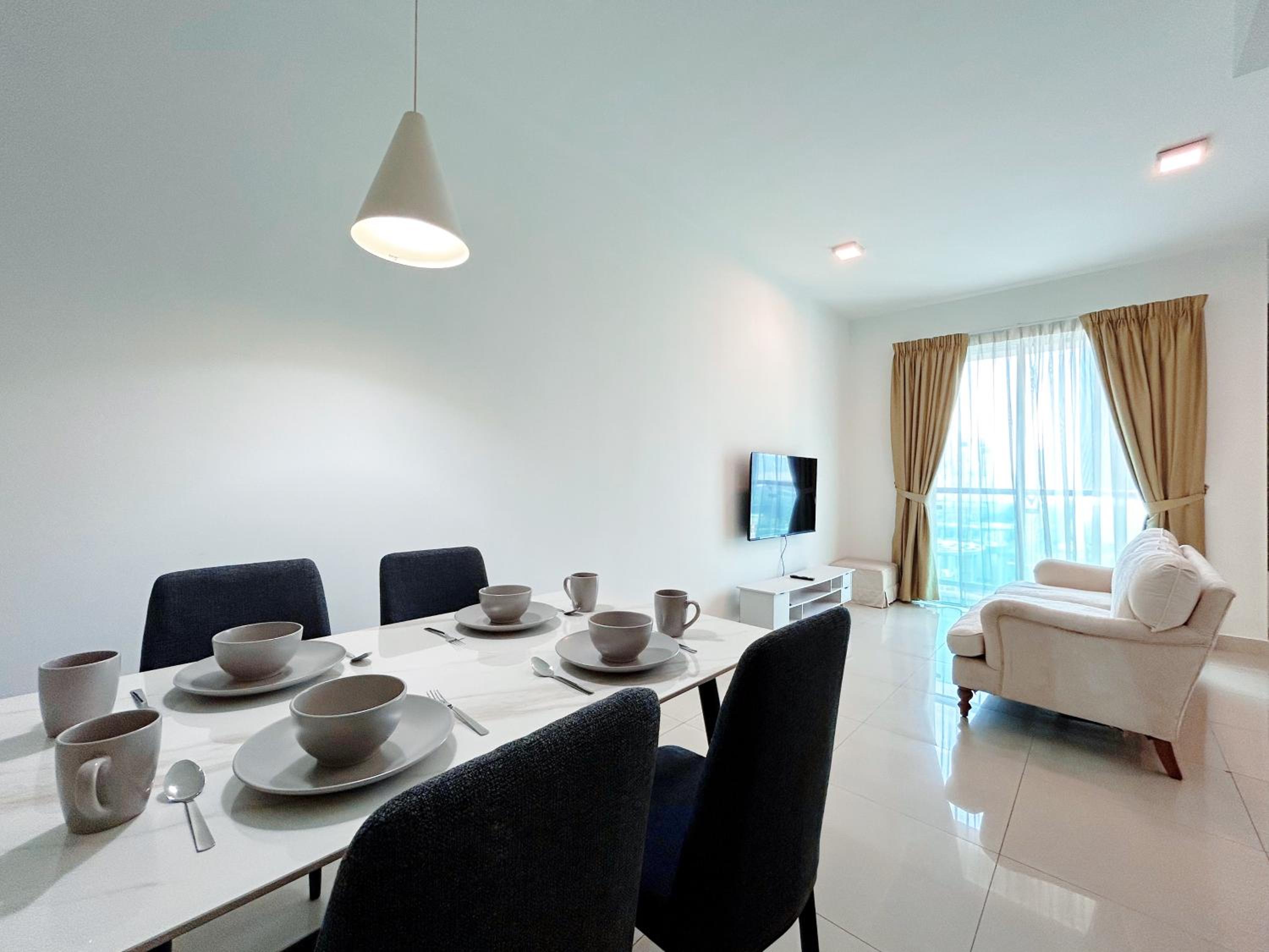 Solaris Dutamas by Manhattan Group