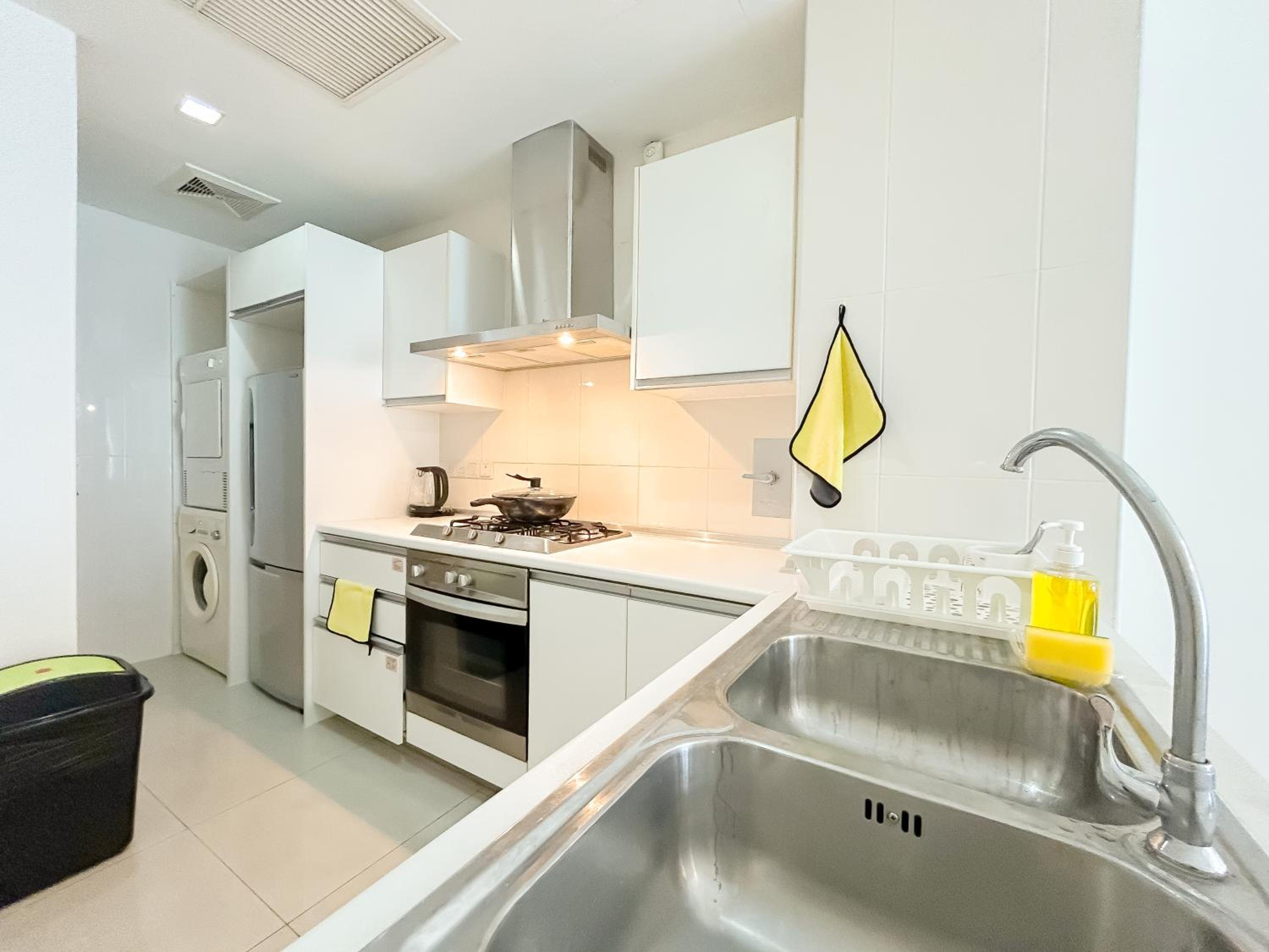 Solaris Dutamas by Manhattan Group