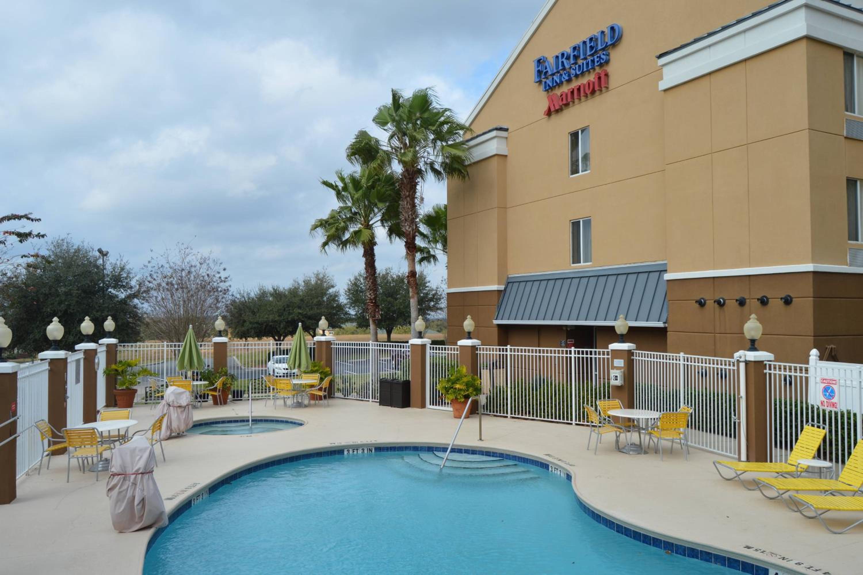Orlando Vacations - Fairfield Inn  Suites by Marriott Clermont - Property Image 4
