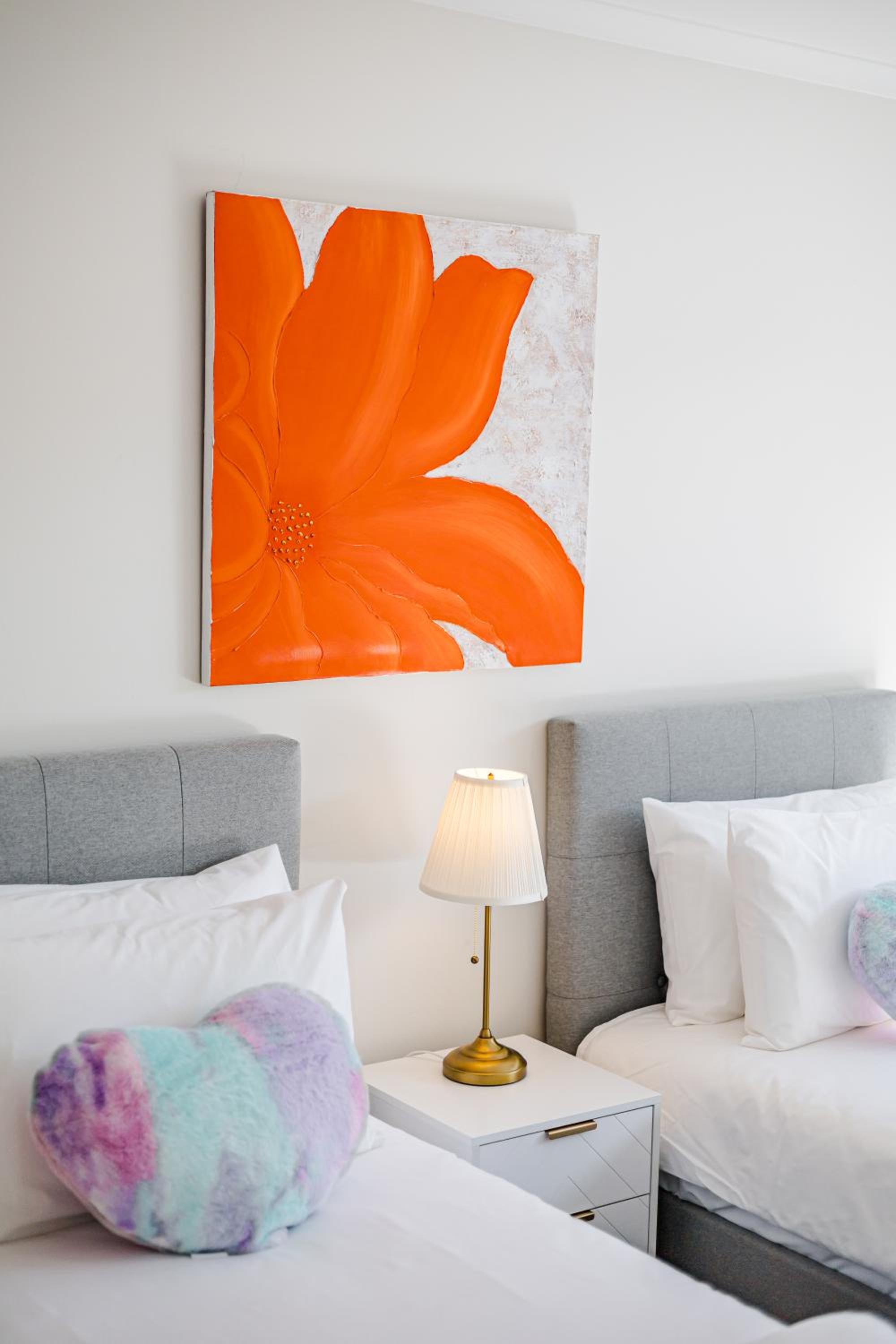 StayAU Tranquil 4BR Lakeside Retreat in Seabrook