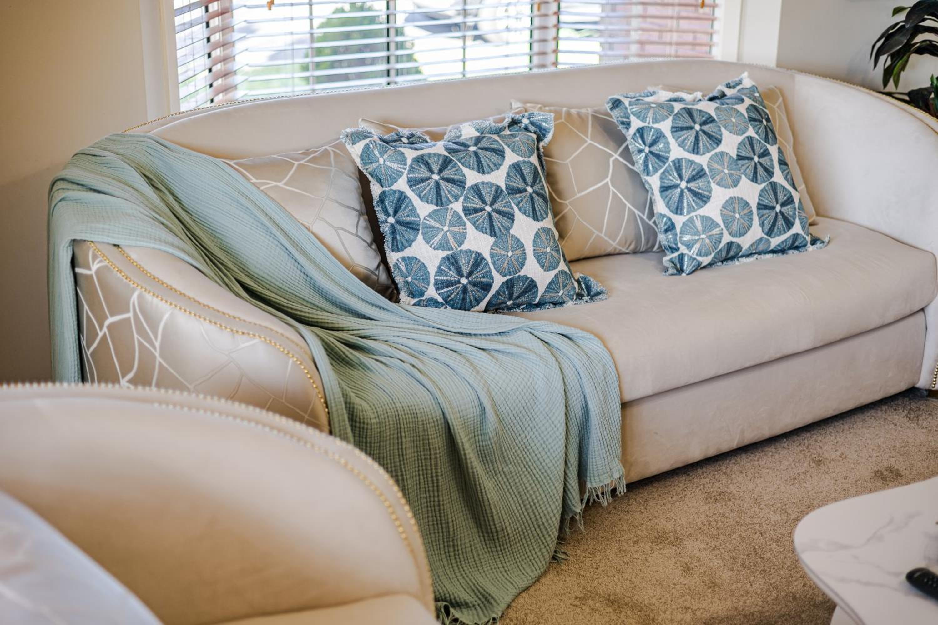 StayAU Tranquil 4BR Lakeside Retreat in Seabrook