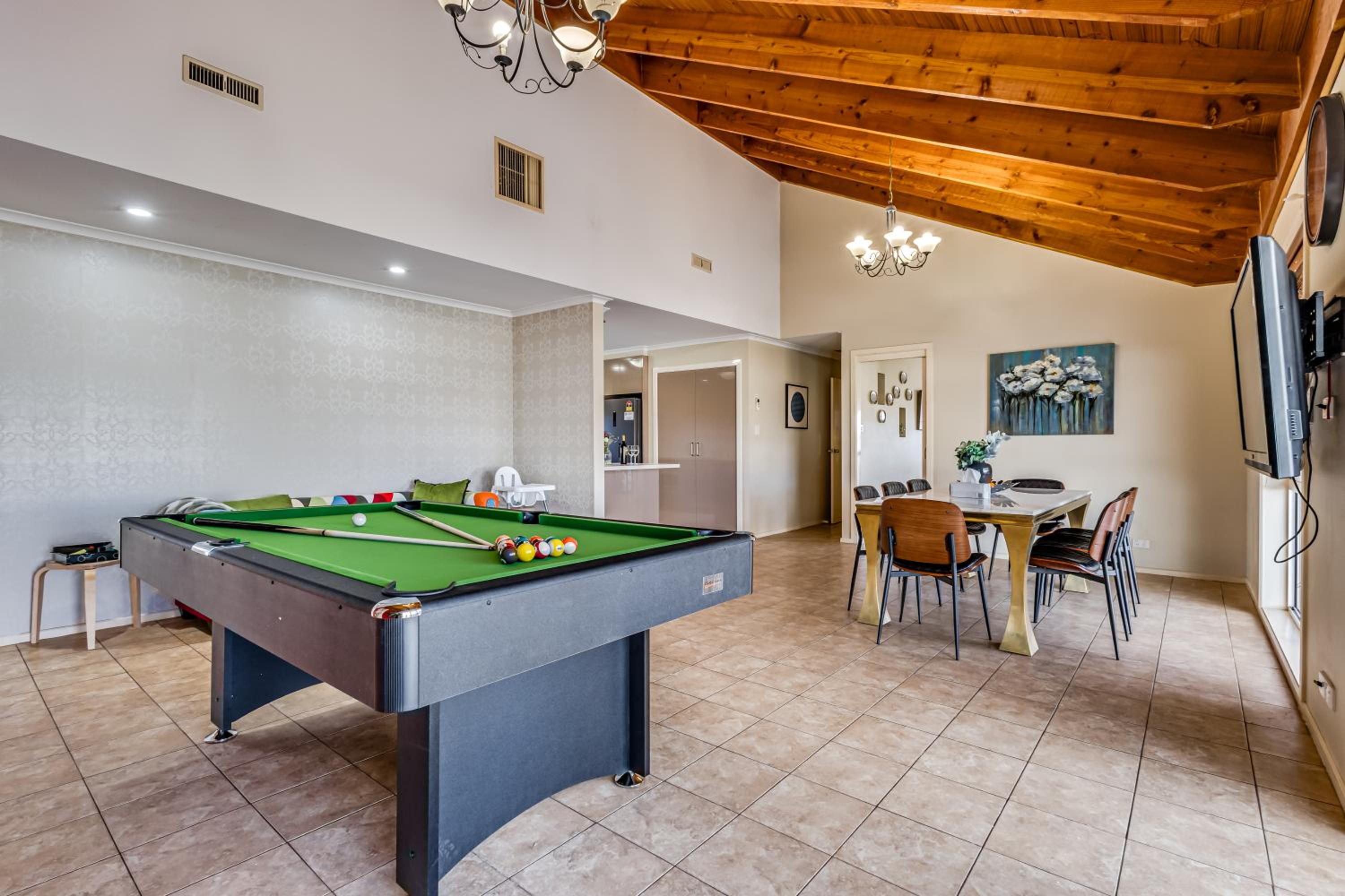 StayAU Tranquil 4BR Lakeside Retreat in Seabrook