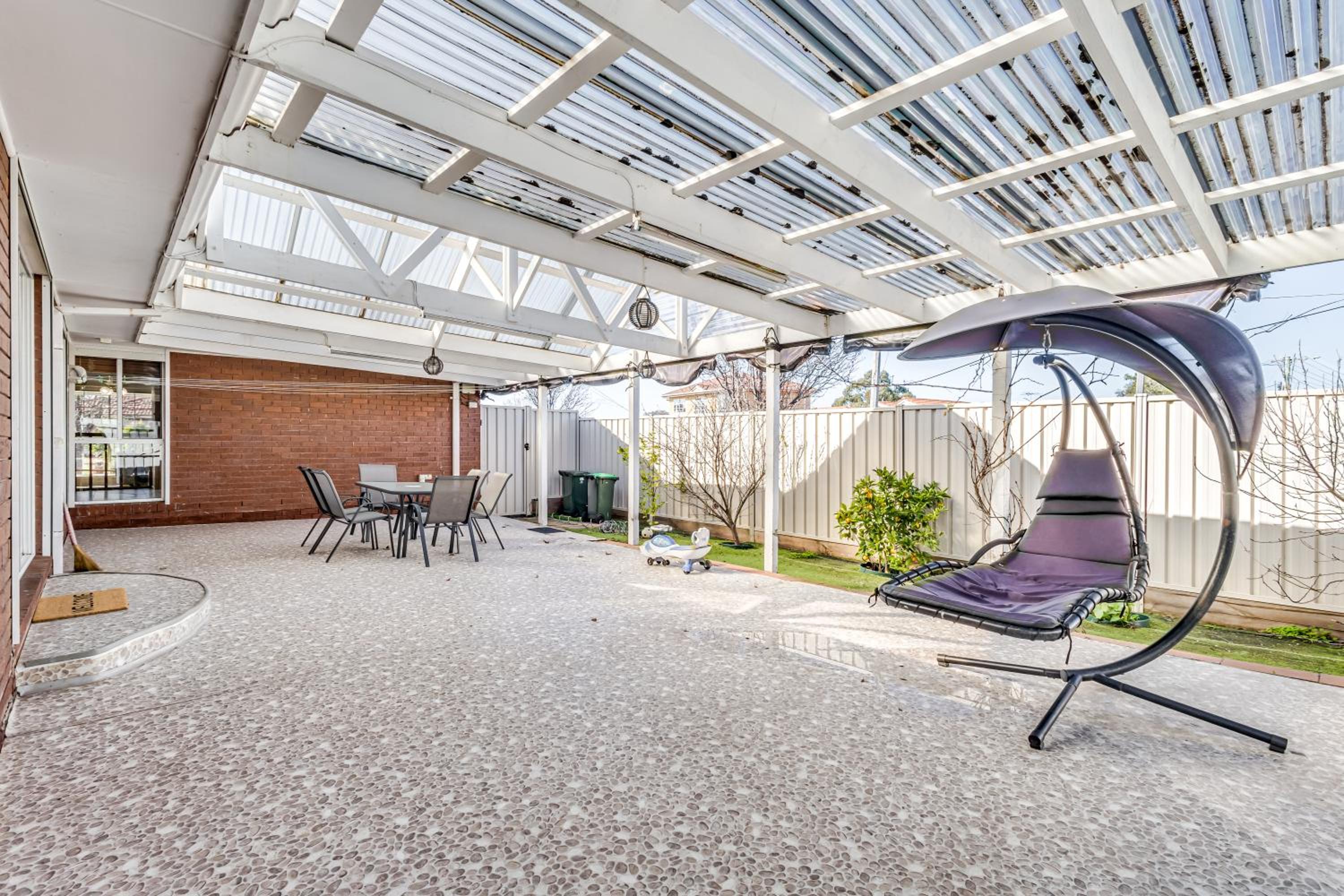 StayAU Tranquil 4BR Lakeside Retreat in Seabrook