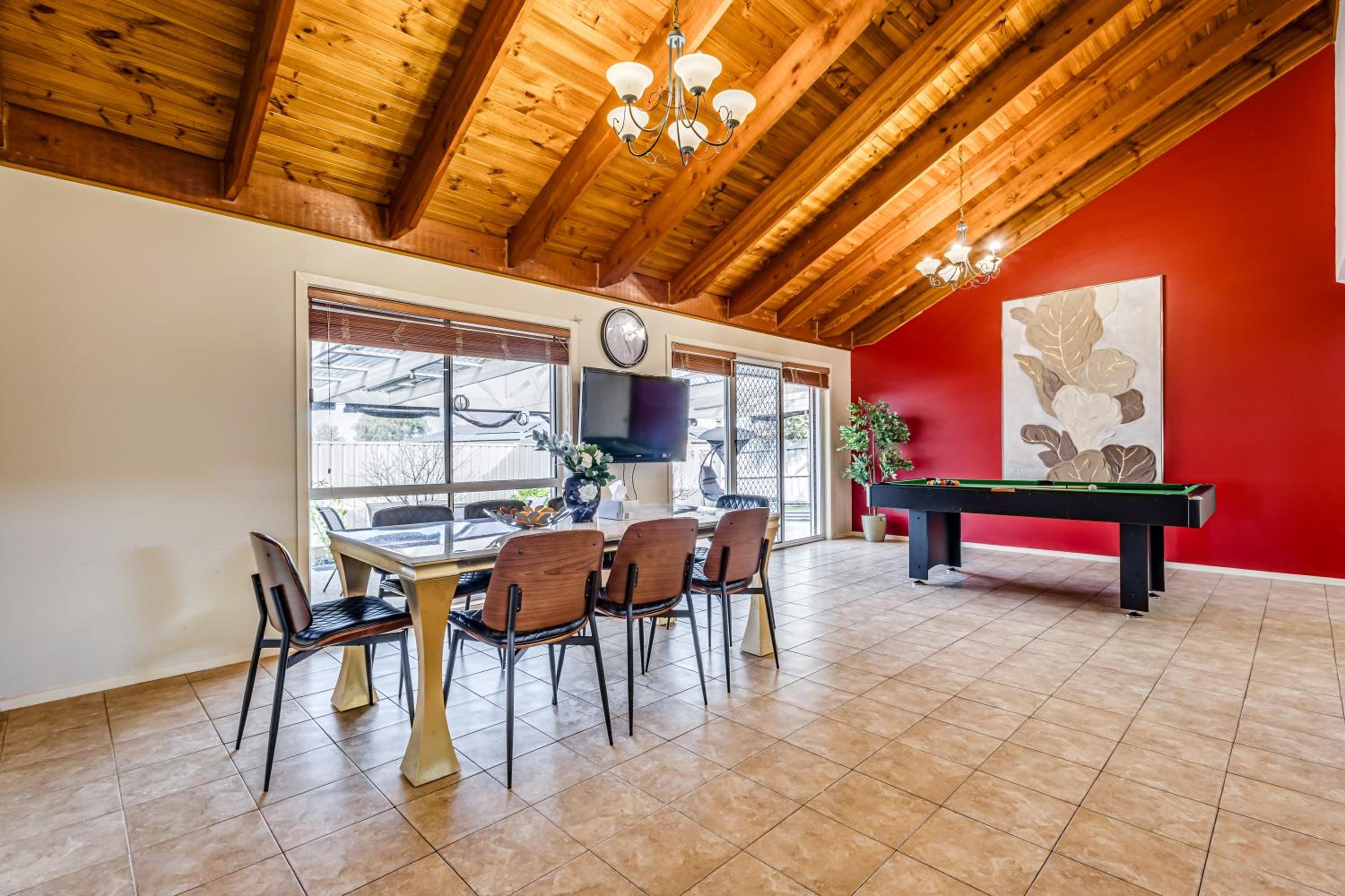 StayAU Tranquil 4BR Lakeside Retreat in Seabrook