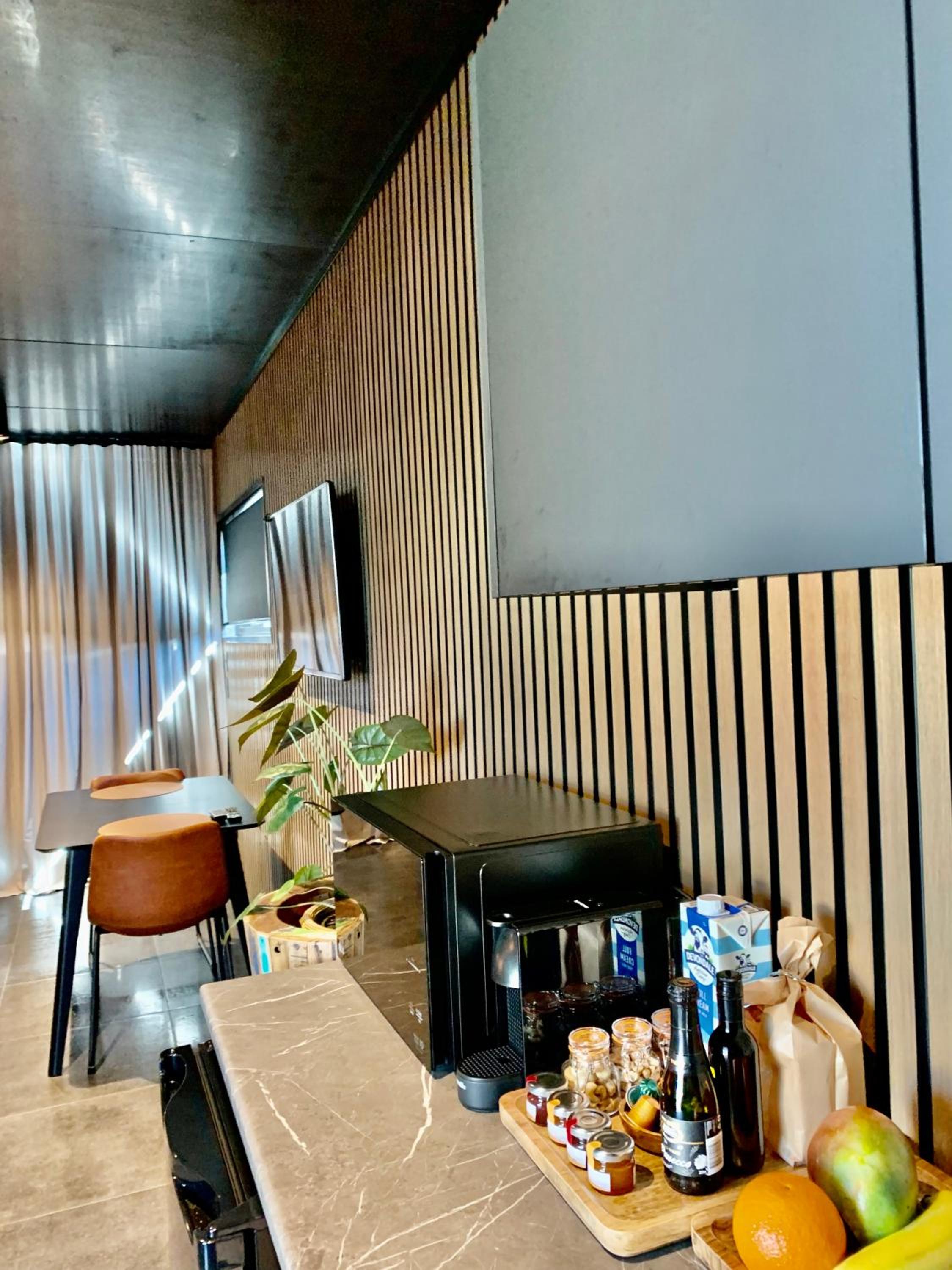 Weyland Shipping Container Home in Venus Bay, South Australia