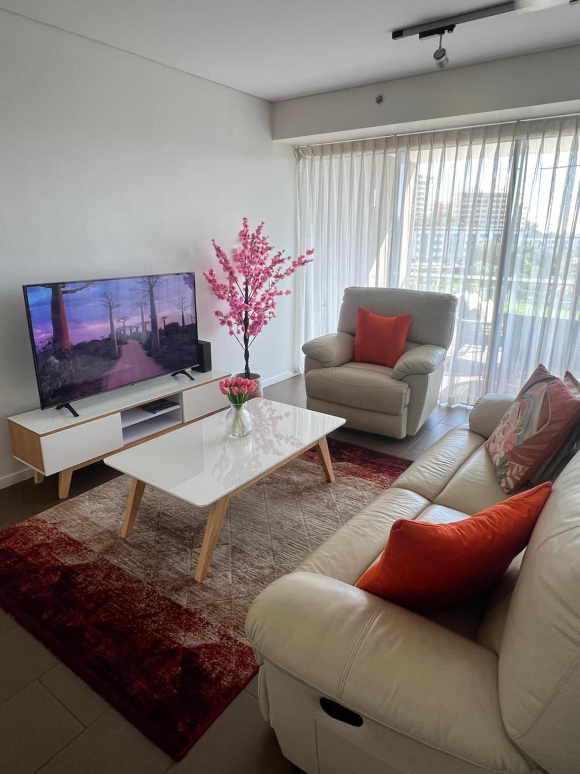Luxury Waterfront Stay 1bdr (breathtaking Views)