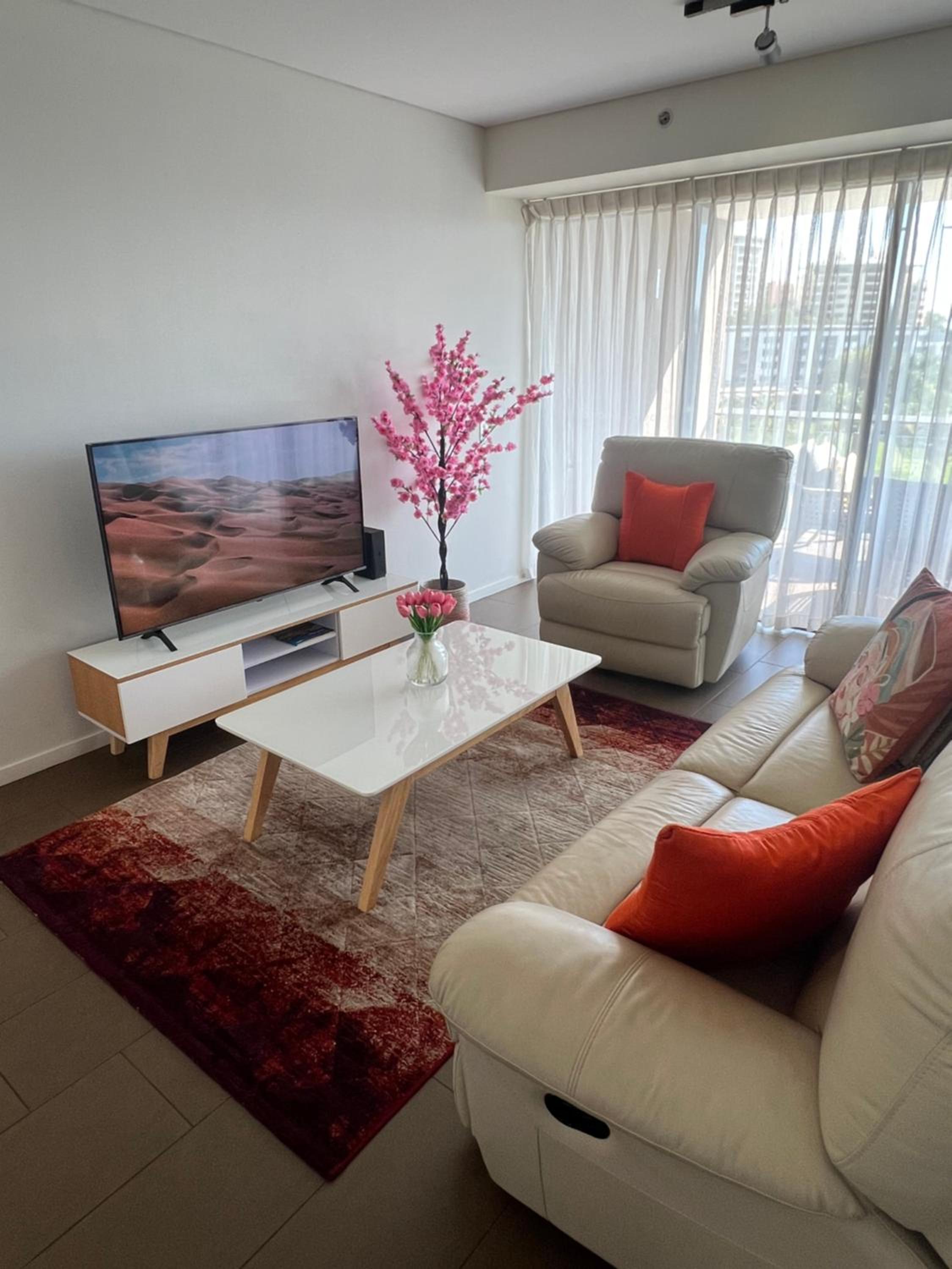 Luxury Waterfront Stay 1bdr (breathtaking Views)