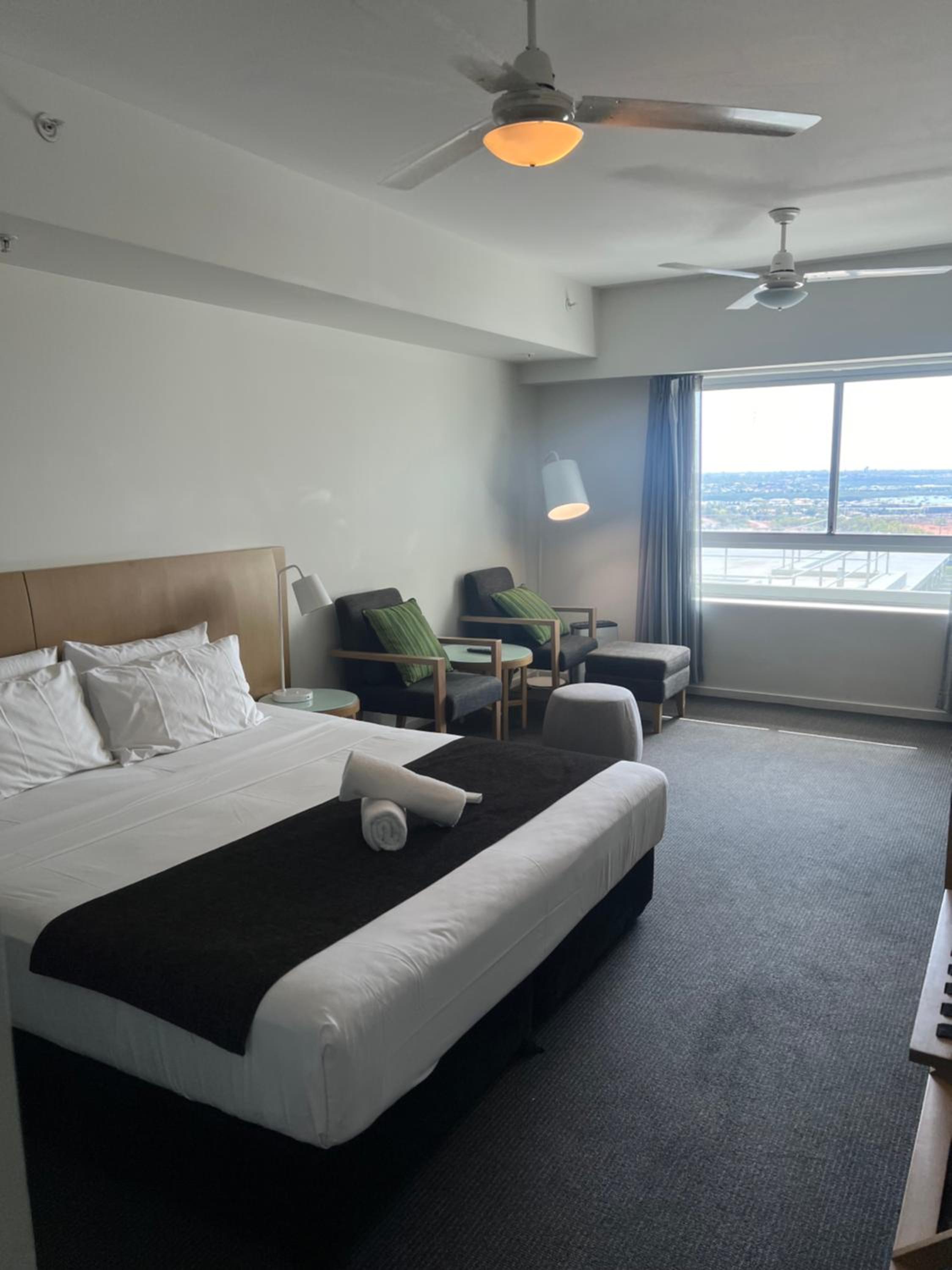 Pandanas Studio Darwin CBD Water Views