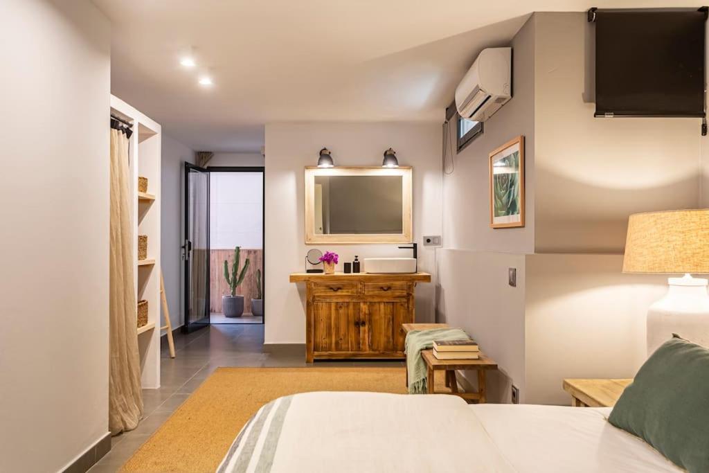 Villa Charming House