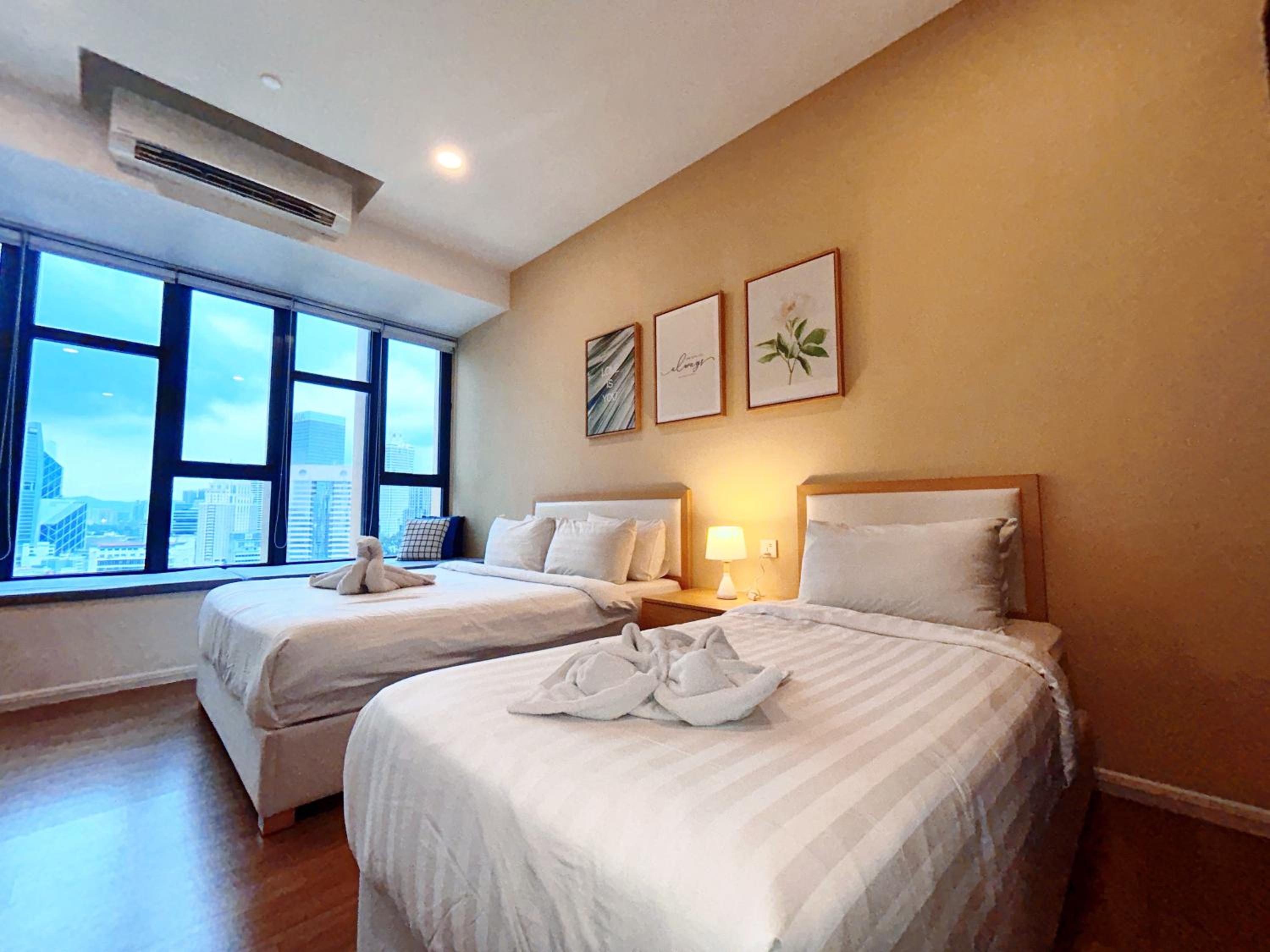 Ceylonz Suites by Manhattan Group