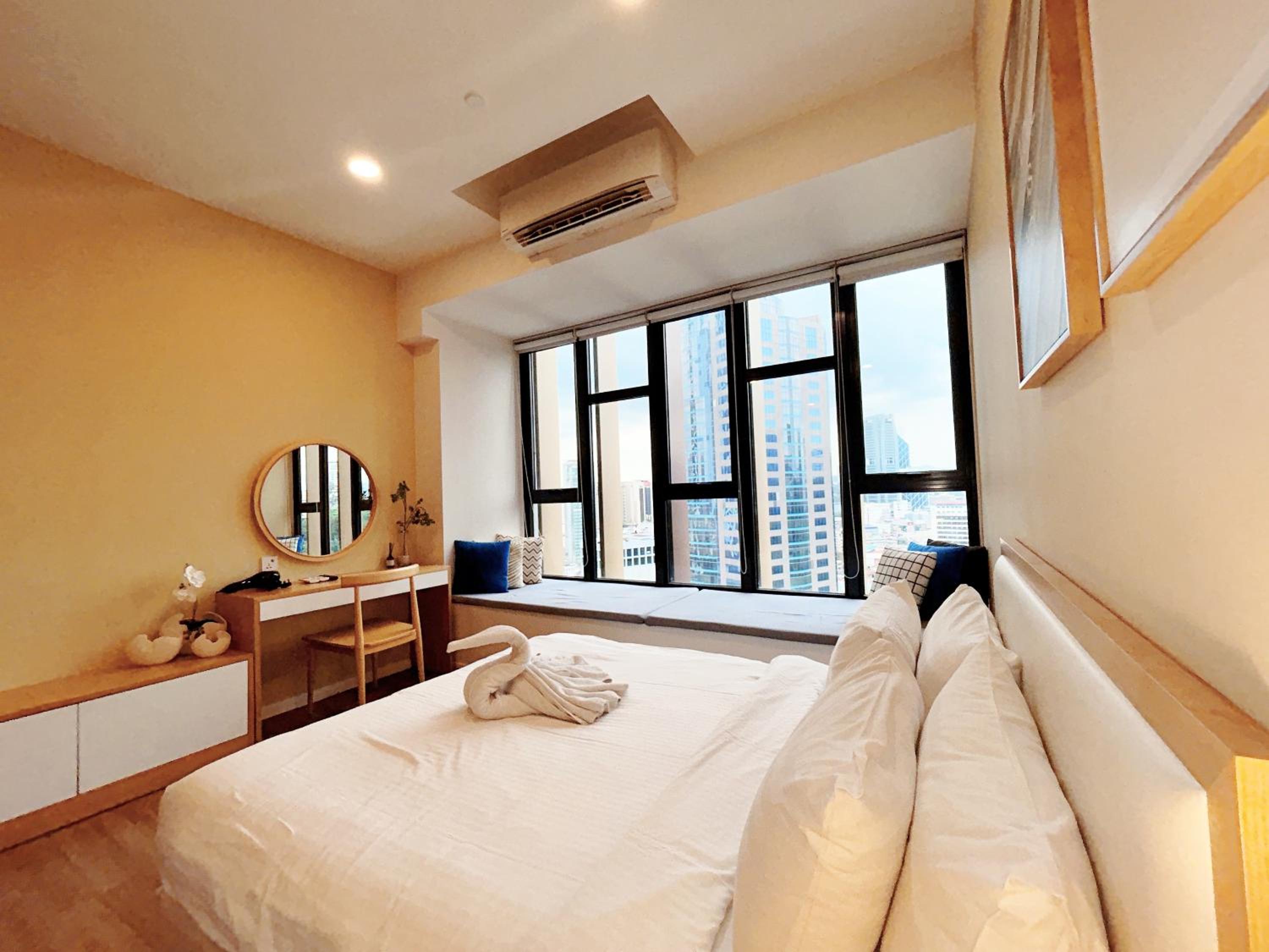 Ceylonz Suites by Manhattan Group