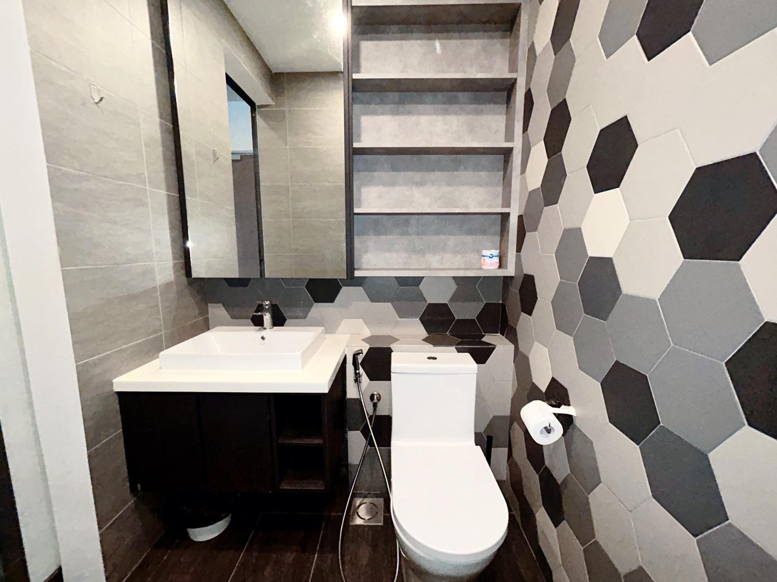 Ceylonz Suites by Manhattan Group