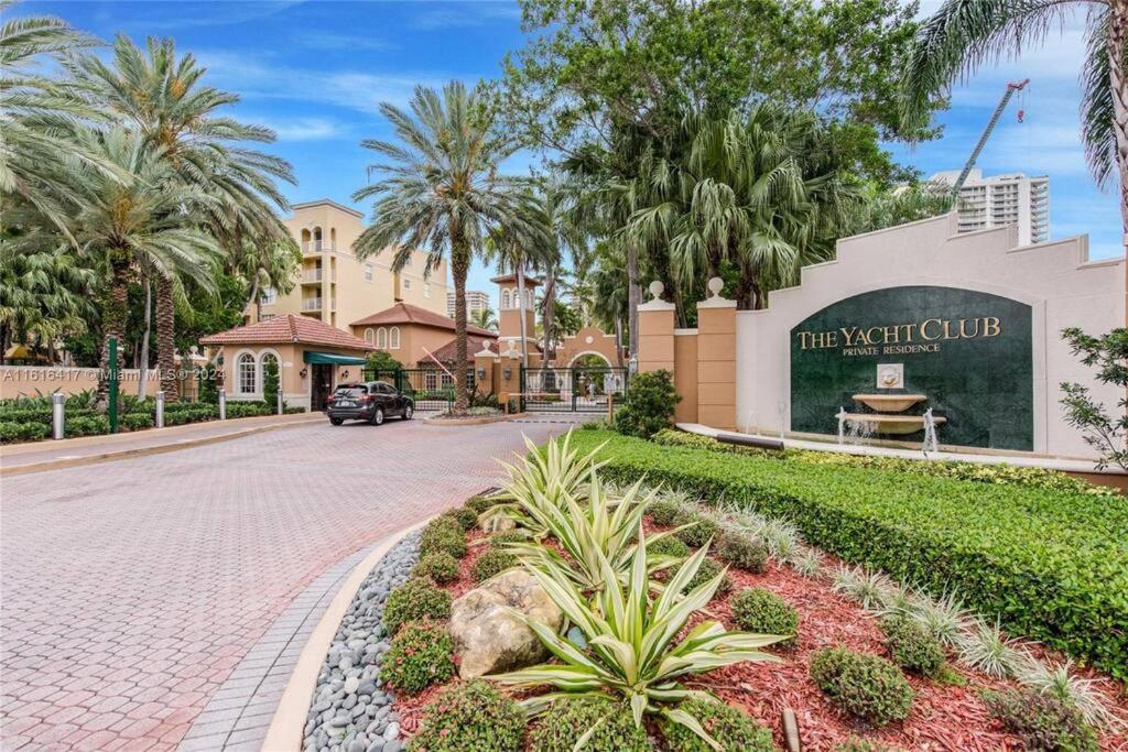 The Costal, stunning water view apartment at Aventura Yacht Club, Miami Florida!