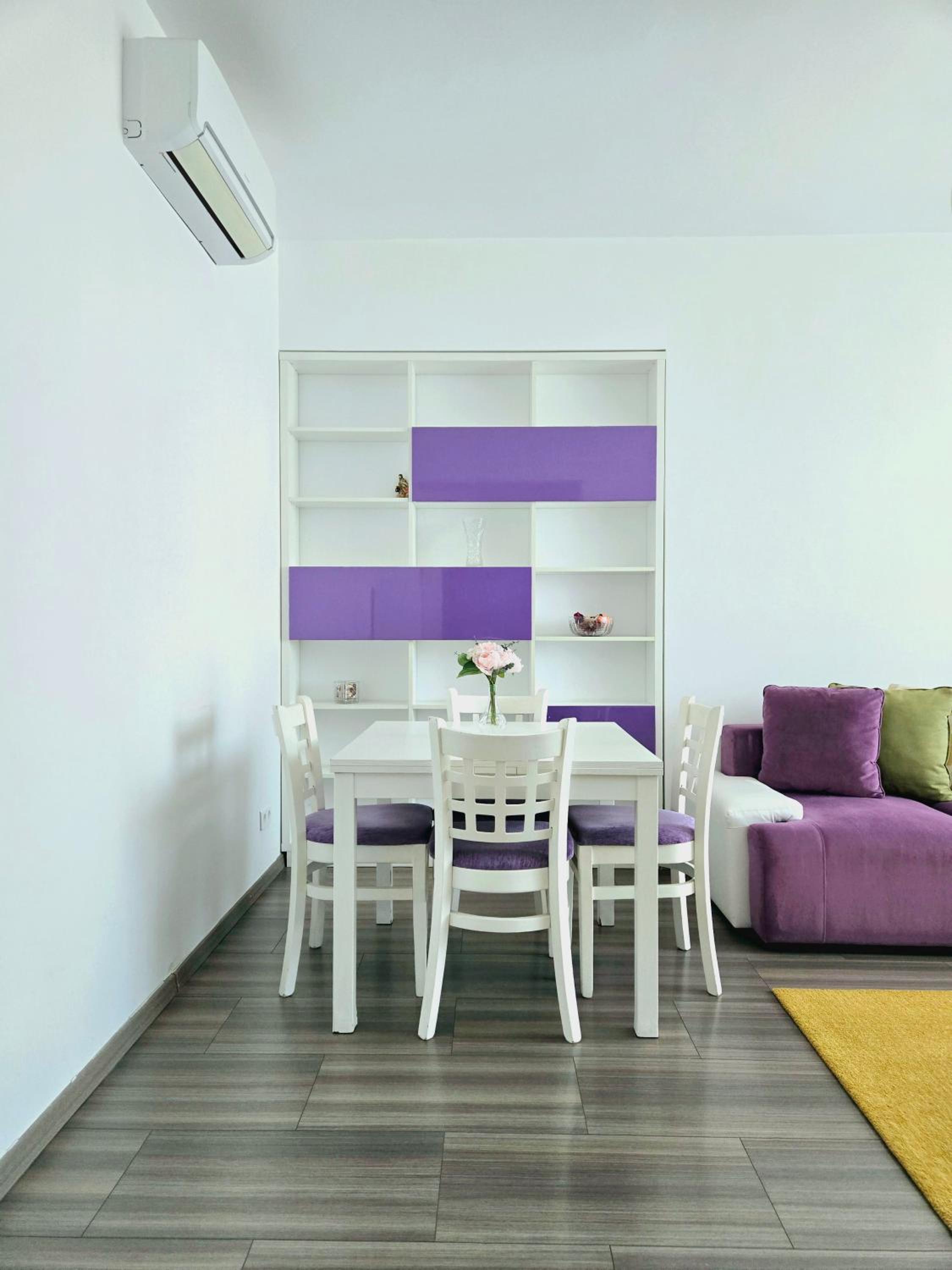 VR2 Central Apartment view 2