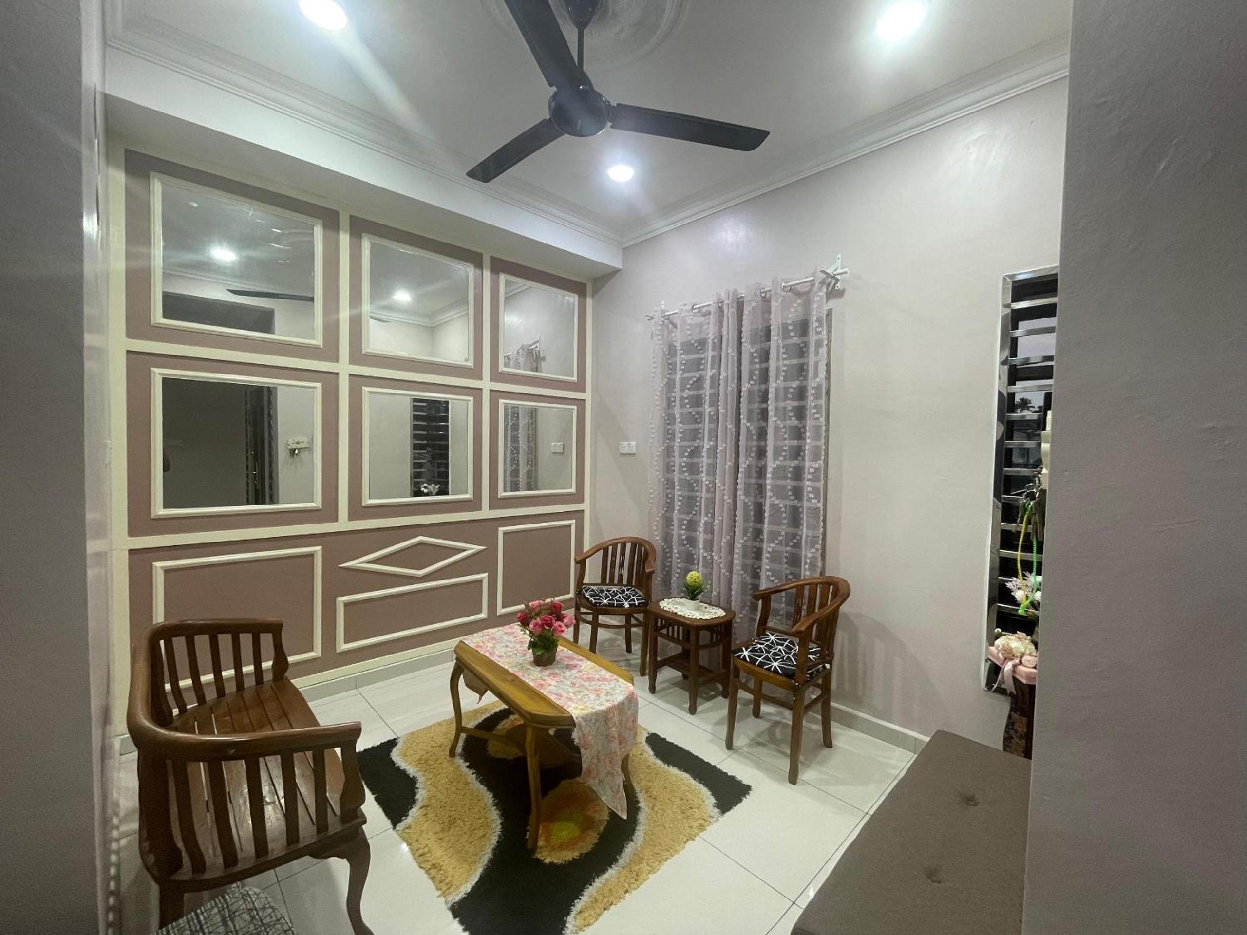 Homestay Abah, Air Mawang, Johol photo 7