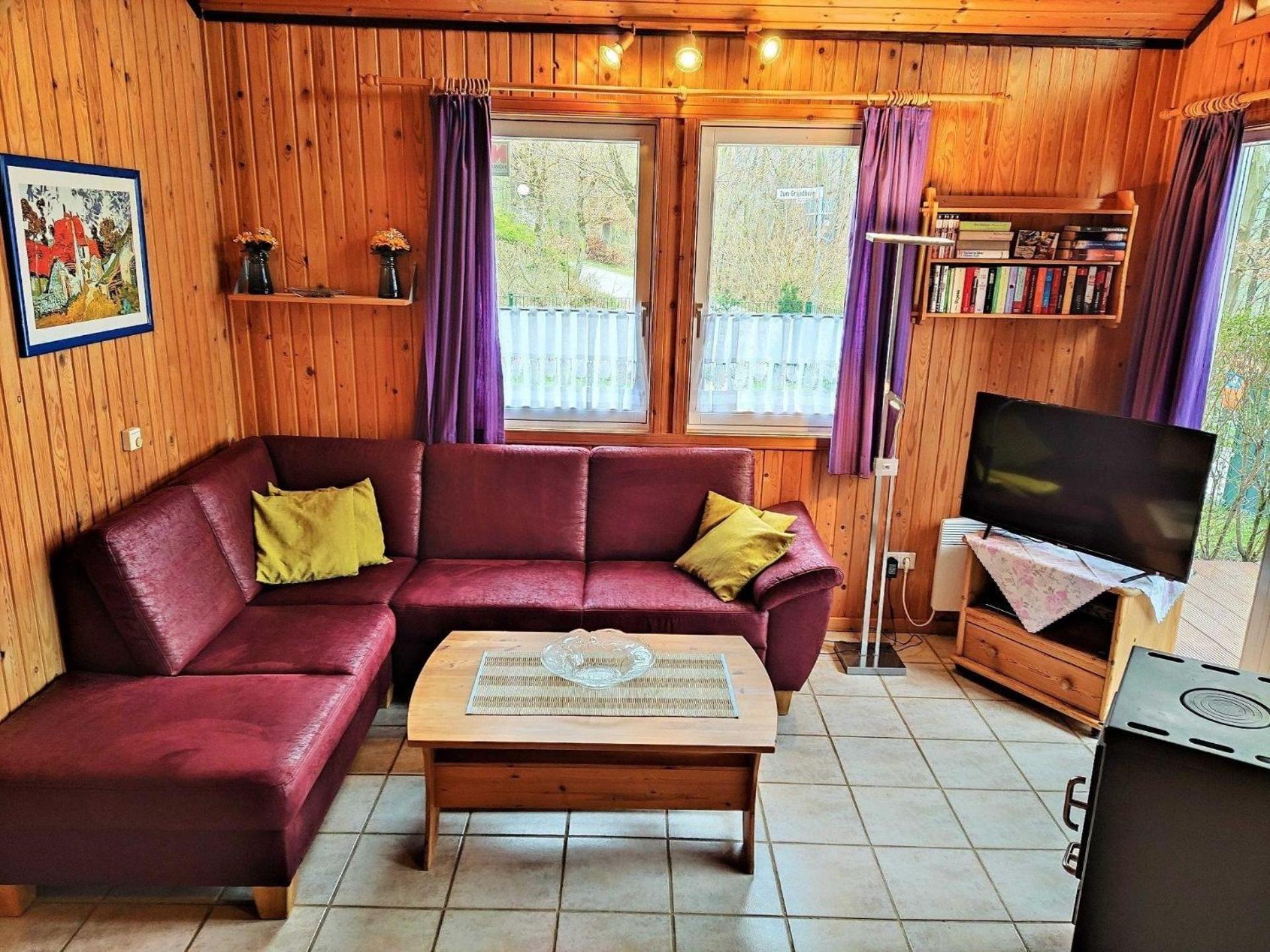 Gemütliches Ferienhaus in Rott mit Sauna, Grill und Terrasse