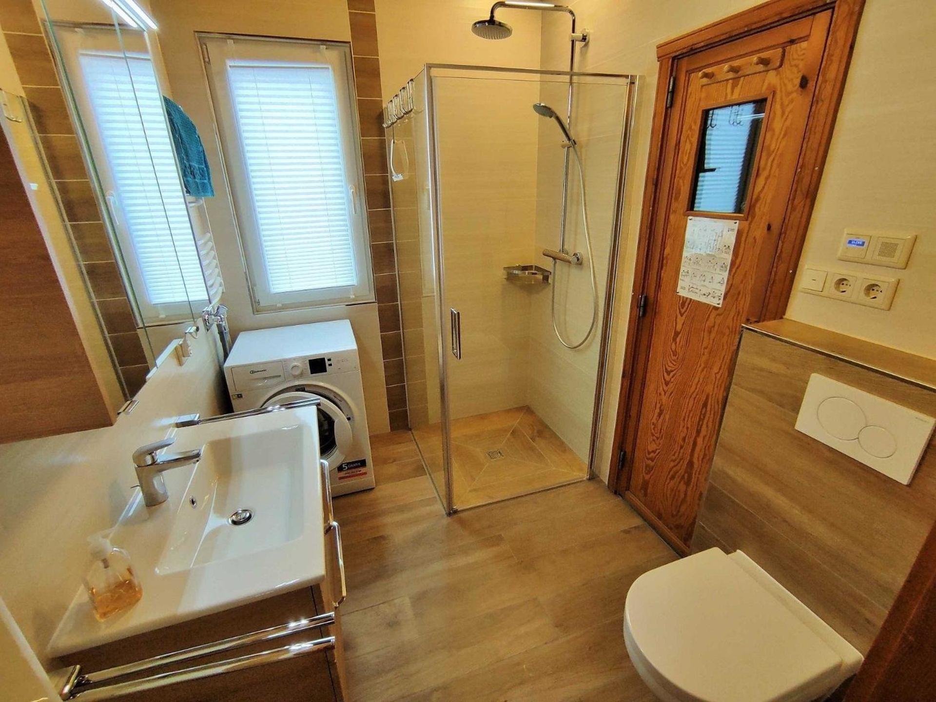 Gemütliches Ferienhaus in Rott mit Sauna, Grill und Terrasse