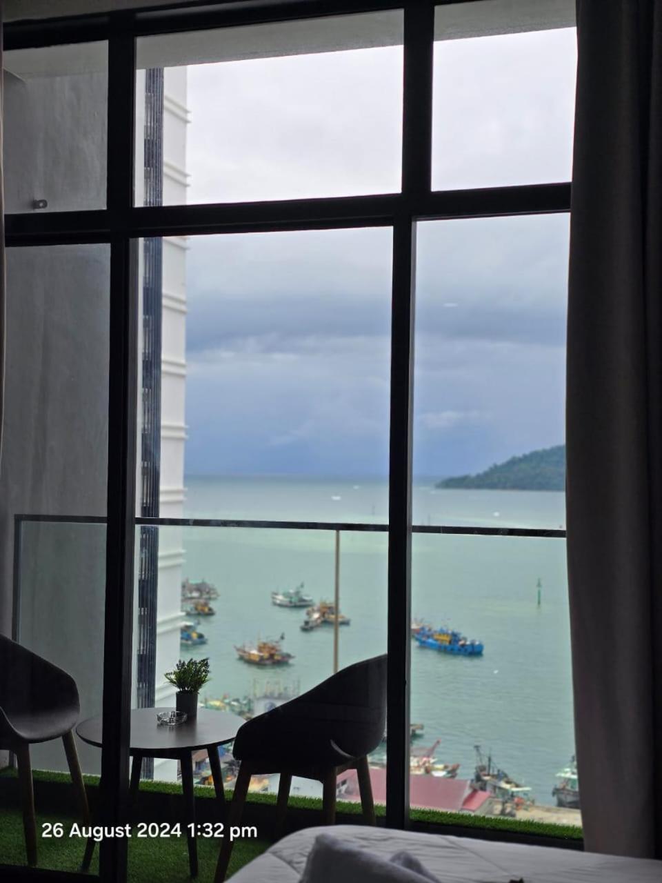 The Shore SeaView Center Kota Kinabalu Home Suites Studio photo 7