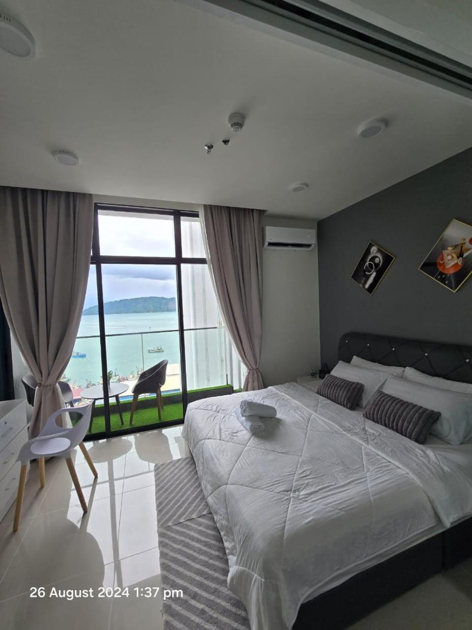 The Shore SeaView Center Kota Kinabalu Home Suites Studio photo 4