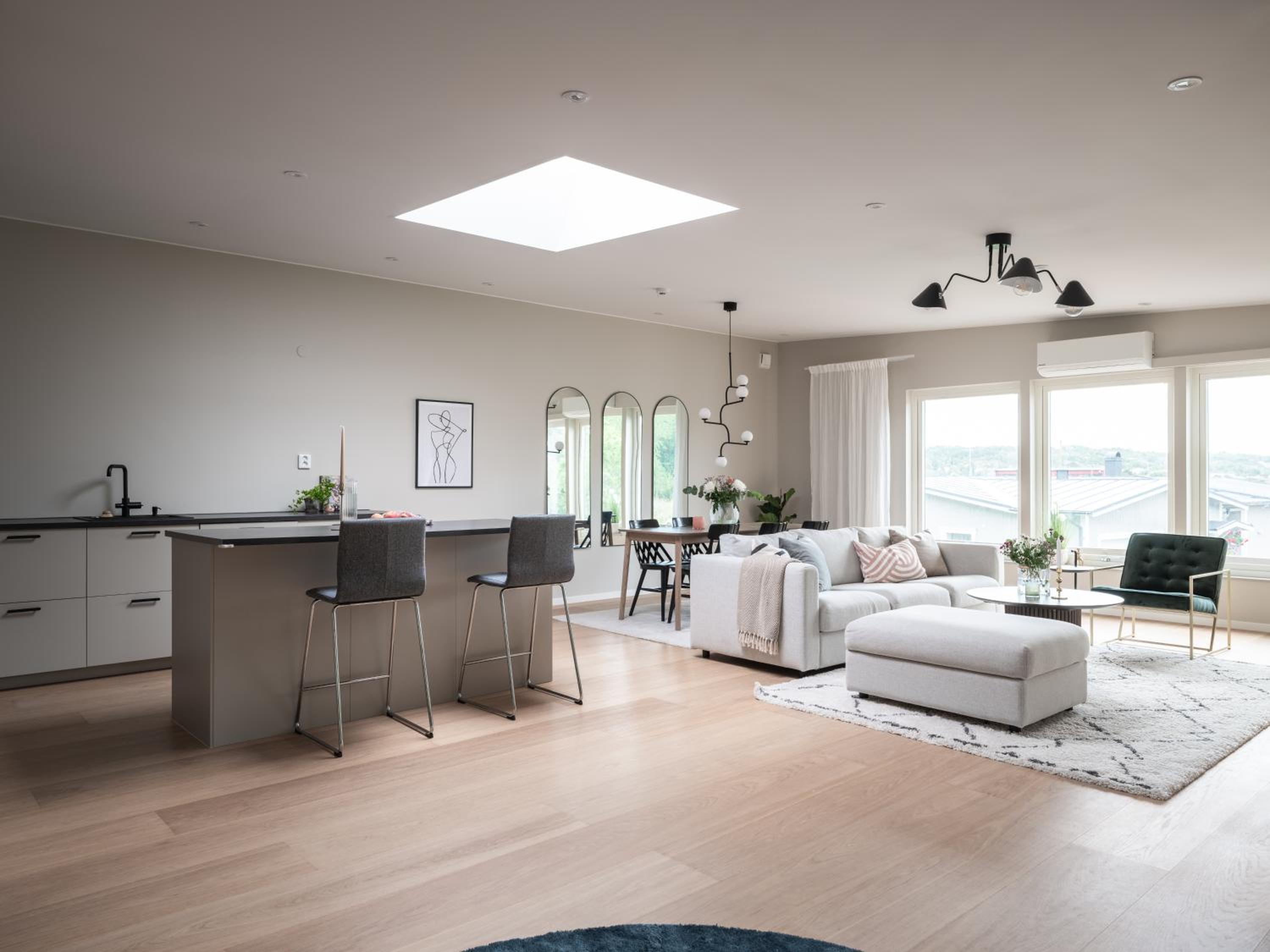 Luxury Modern Home near Gothenburg & 3 min t Beach view 2