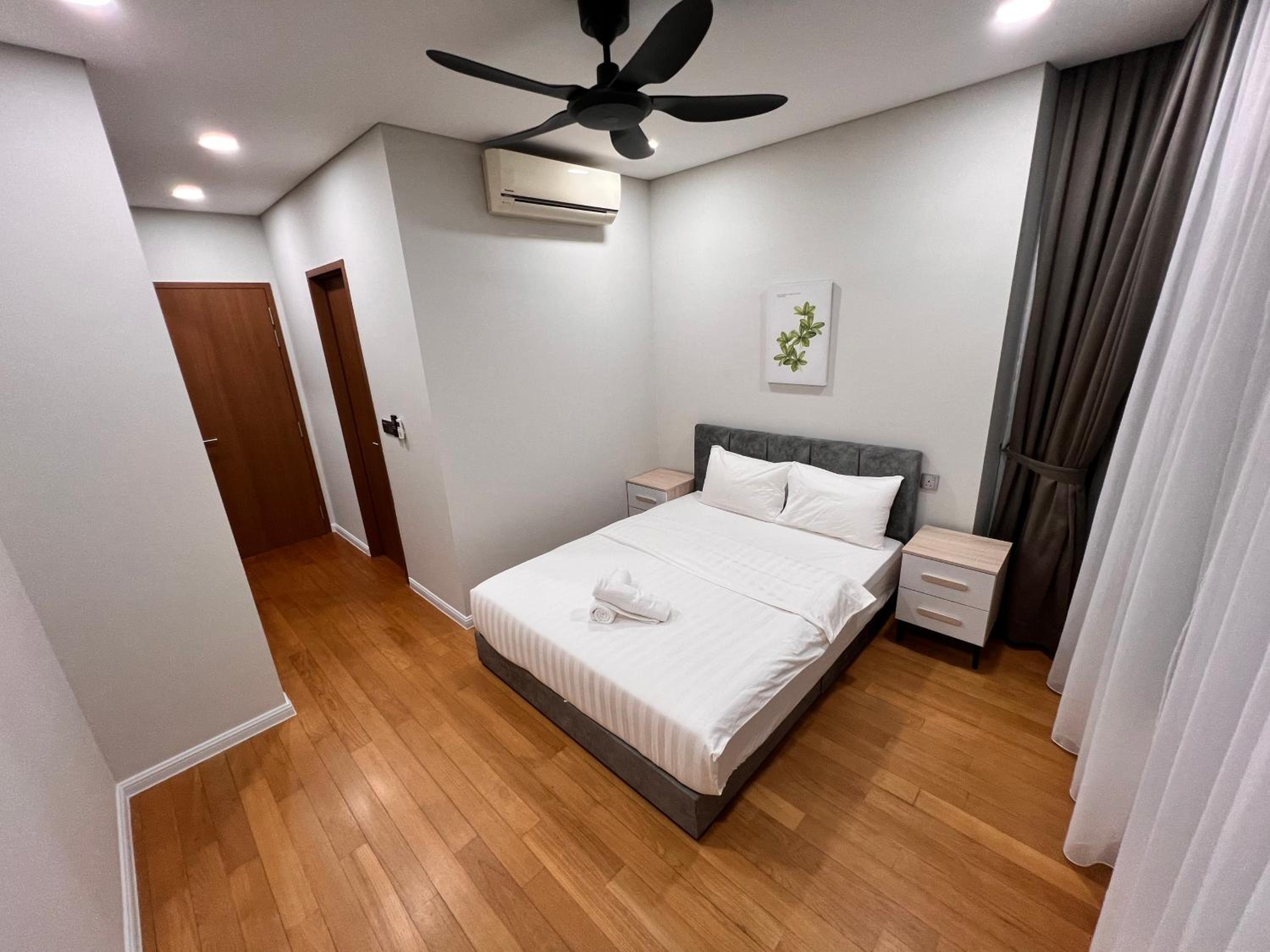 Sky Suites at KLCC by Mitstay