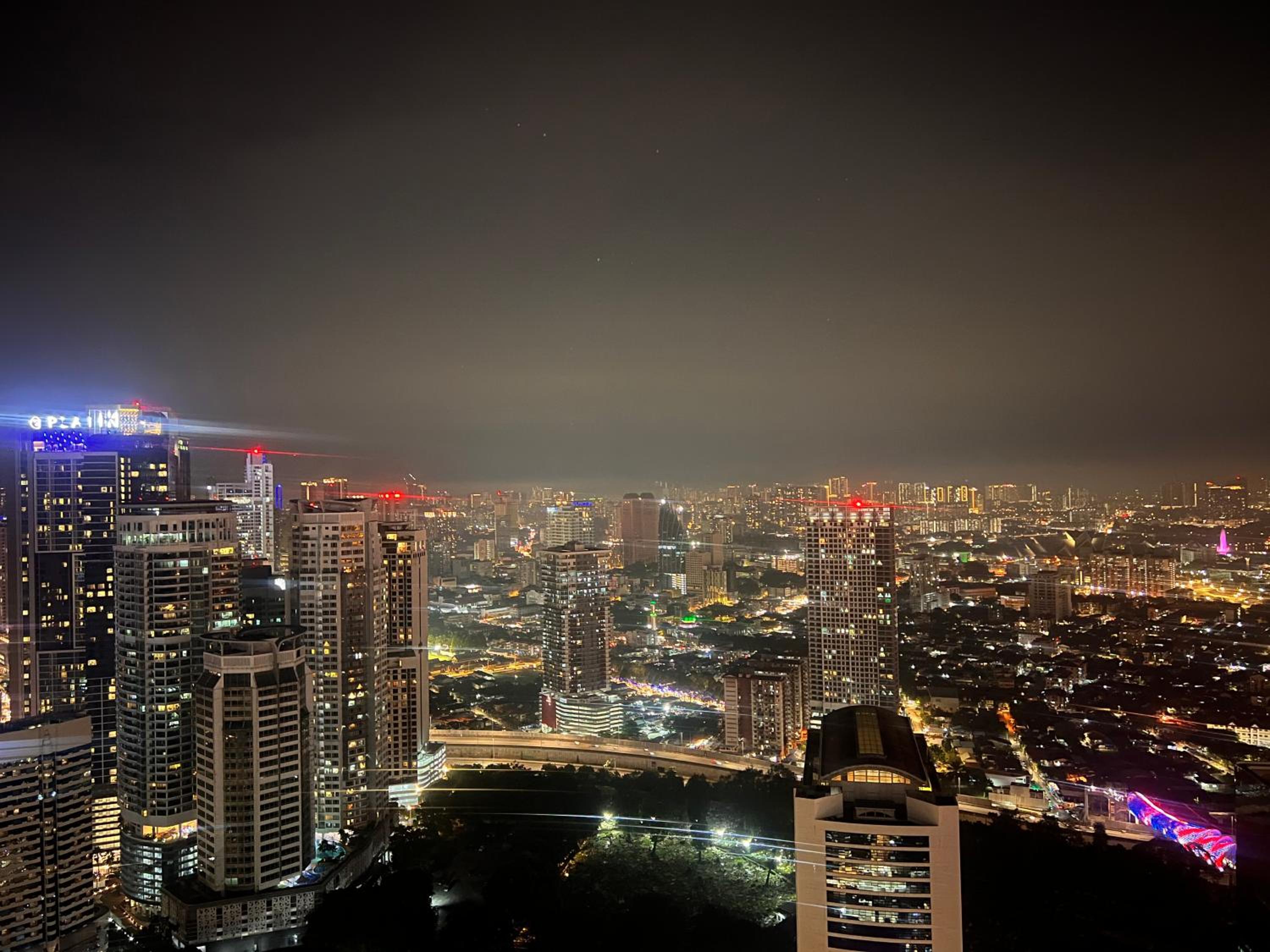 Sky Suites at KLCC by Mitstay