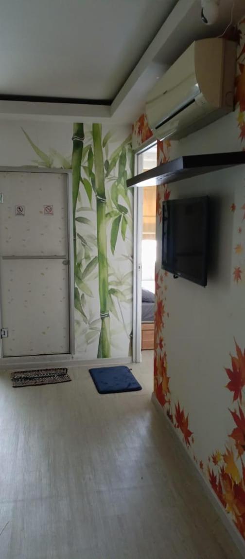 Minimalis 2BR GreenBay Apart by Metta view 2