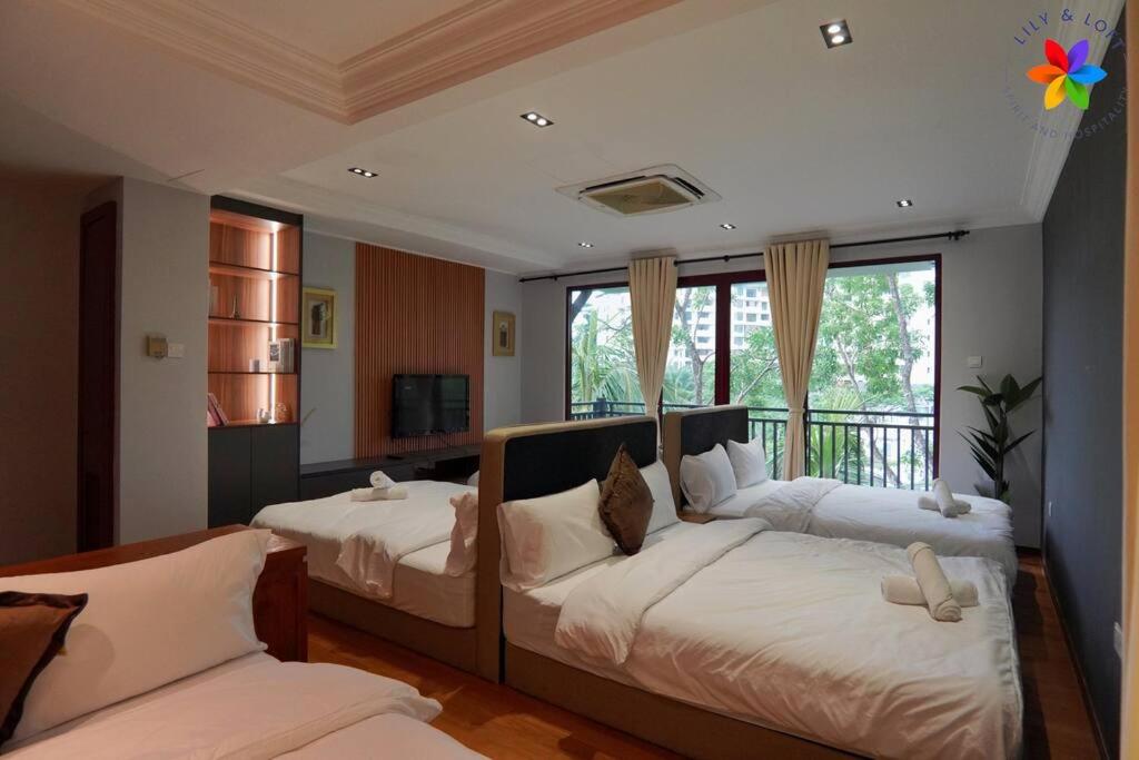 Damansara Villa with Pool - Electronic Dart, BBQ, Karaoke
