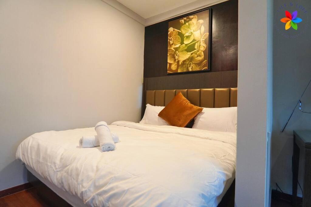 Damansara Villa with Pool - Electronic Dart, BBQ, Karaoke