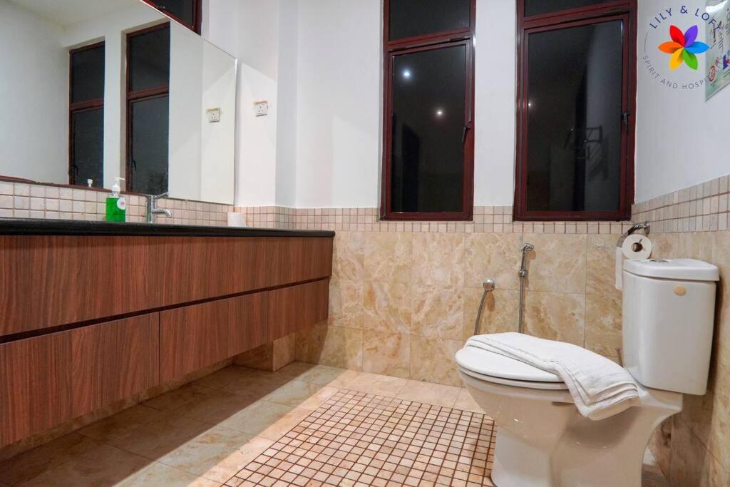 Damansara Villa with Pool - Electronic Dart, BBQ, Karaoke