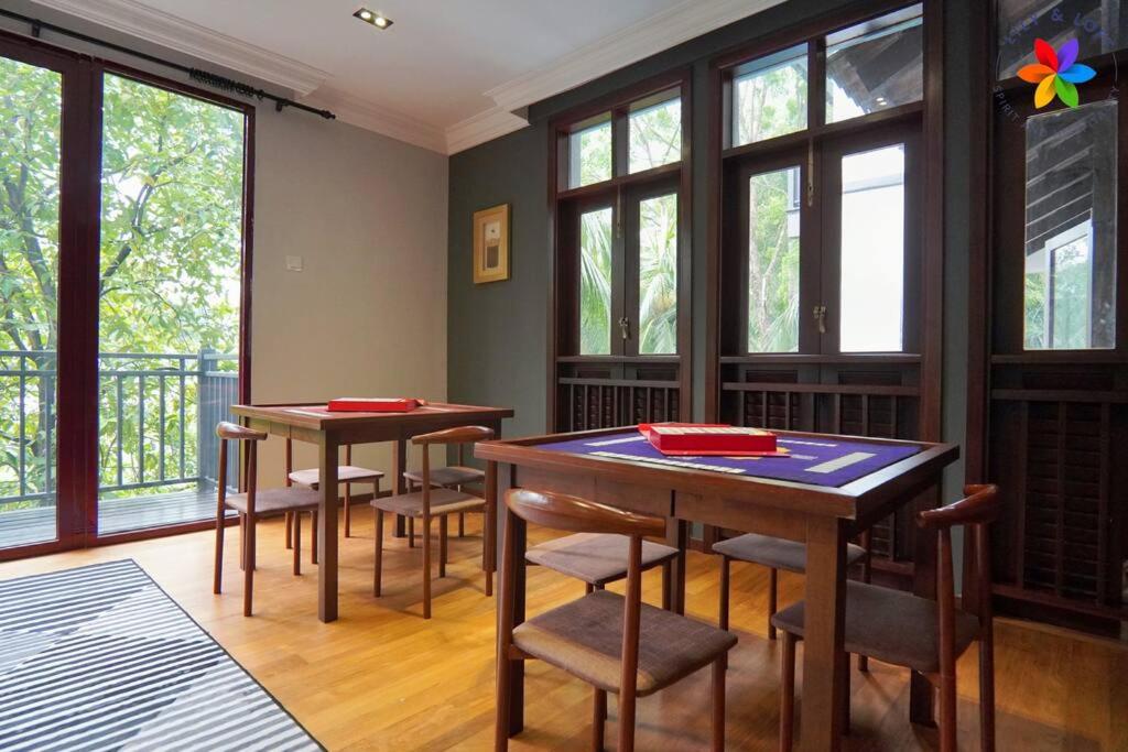 Damansara Villa with Pool - Electronic Dart, BBQ, Karaoke