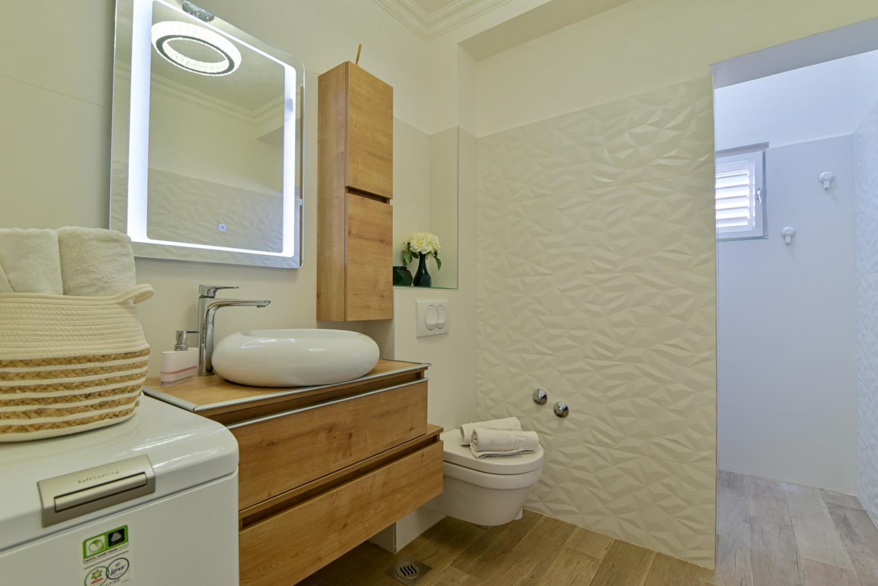 Photo 58