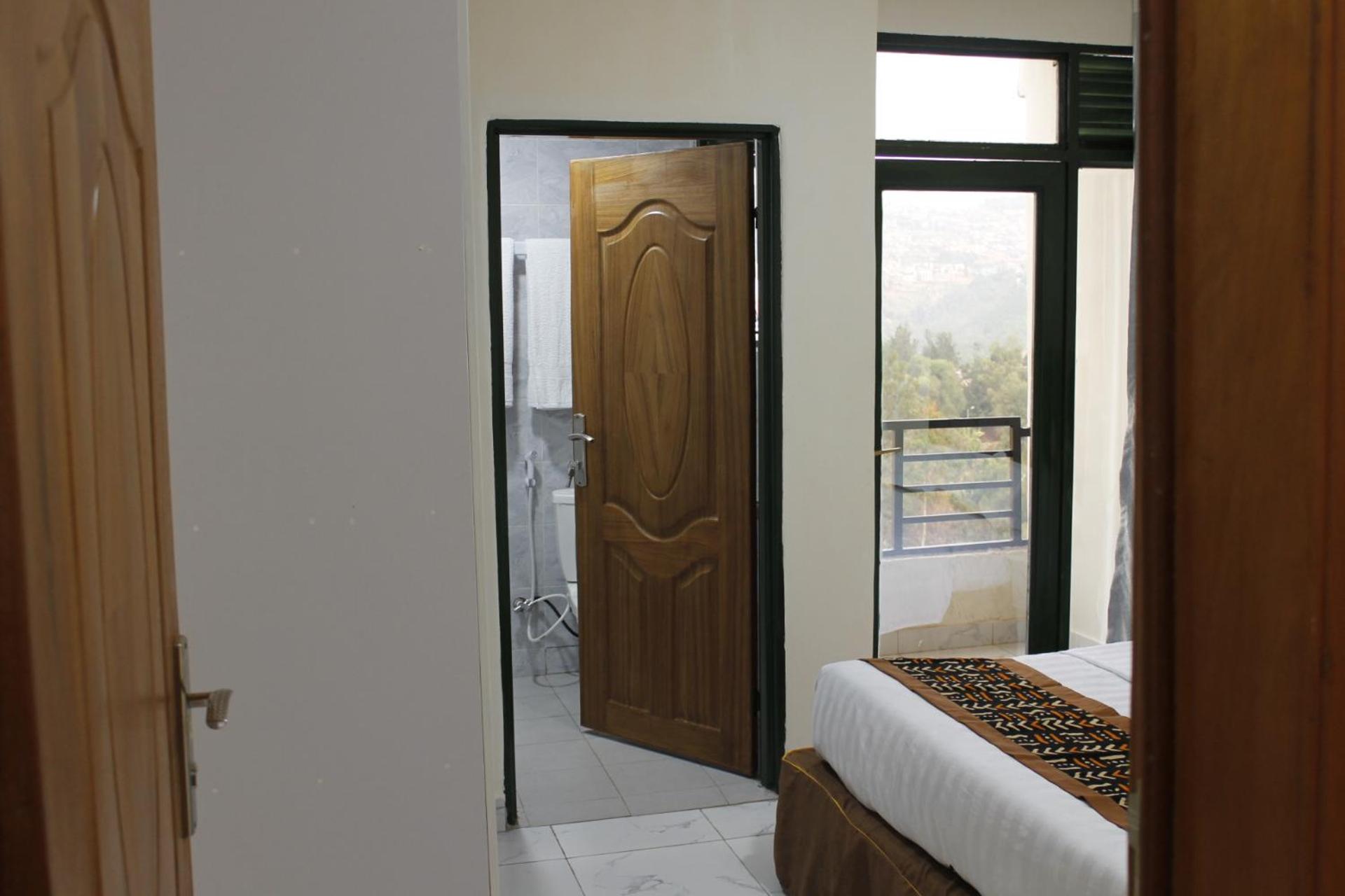 MHB RESIDENCE view 4