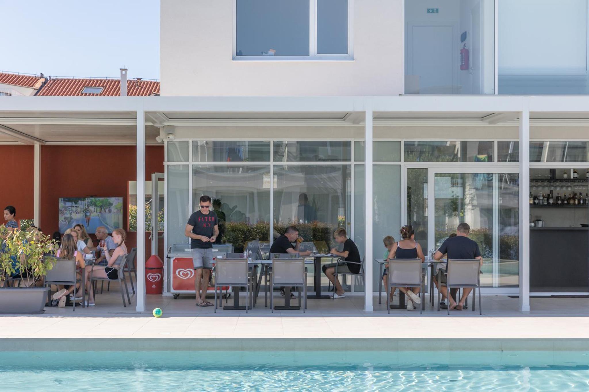 Maj Luxury Residence - Property Image 27