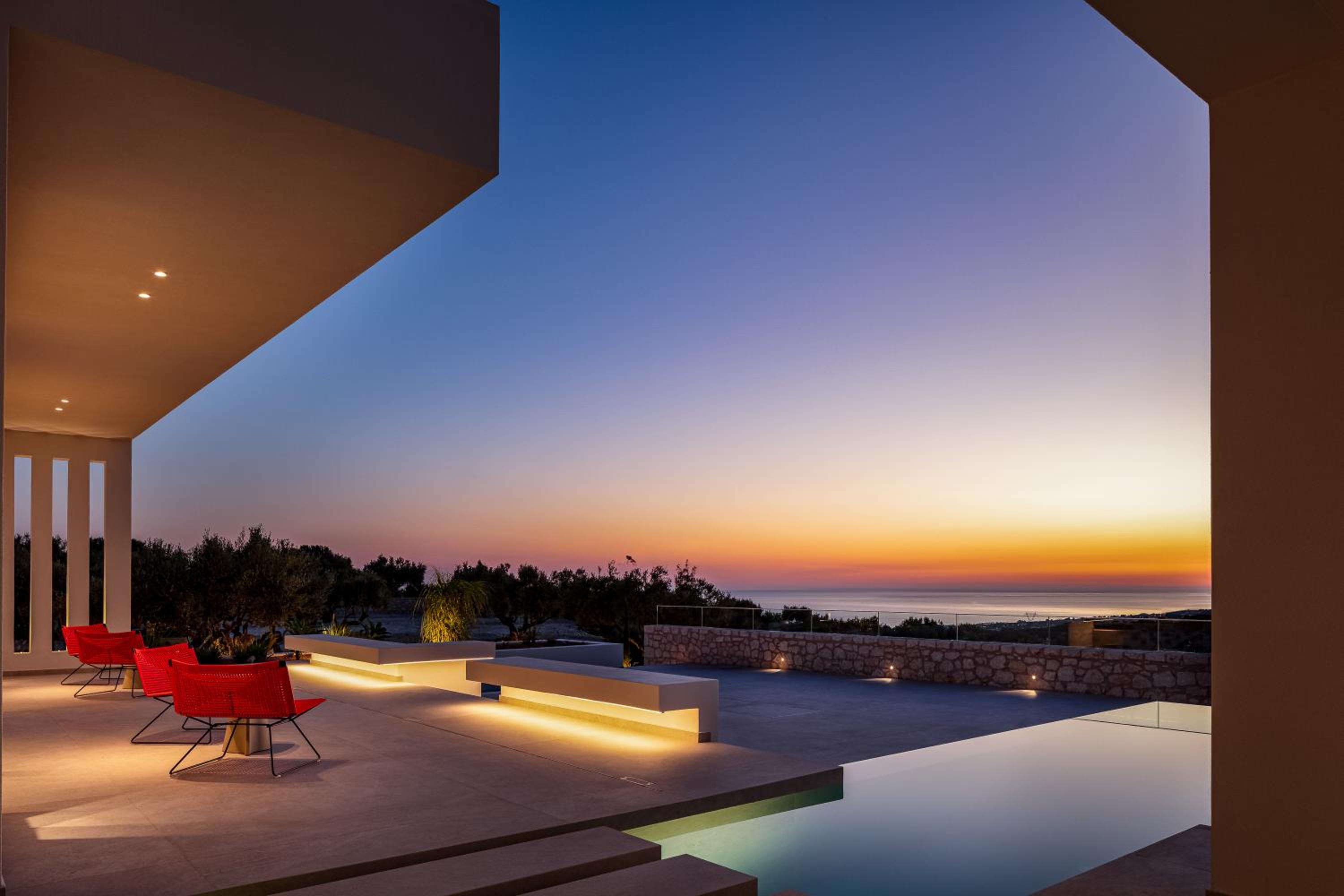 Stella Cadente - Awaken to 5star Luxury by etouri